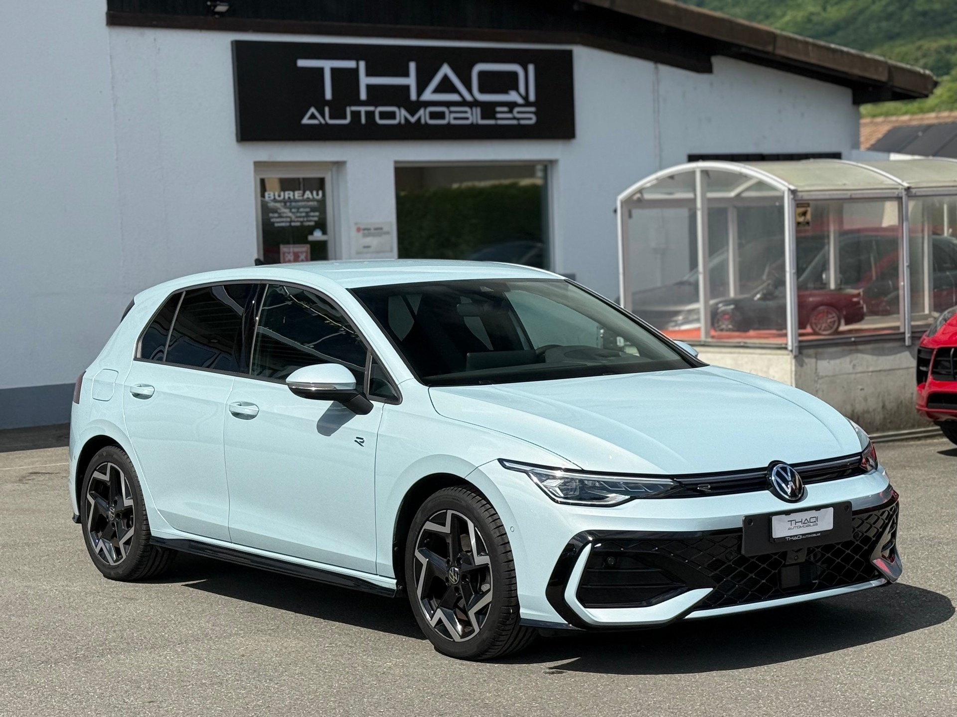 VW Golf 1.5 e TSI mHEV R-Line DSG-image-13