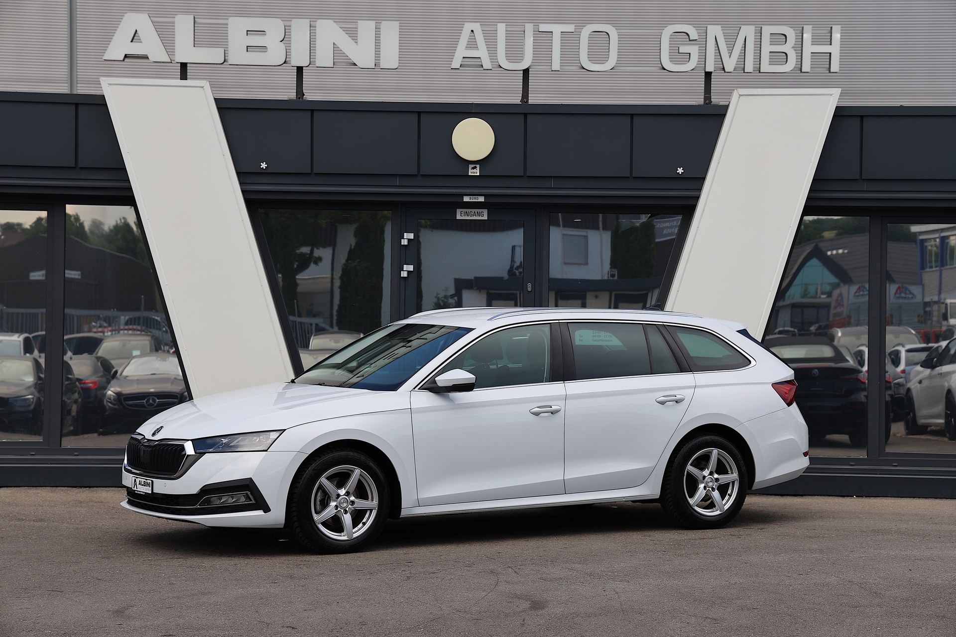 SKODA Octavia Combi 2.0 TDI DSG Style