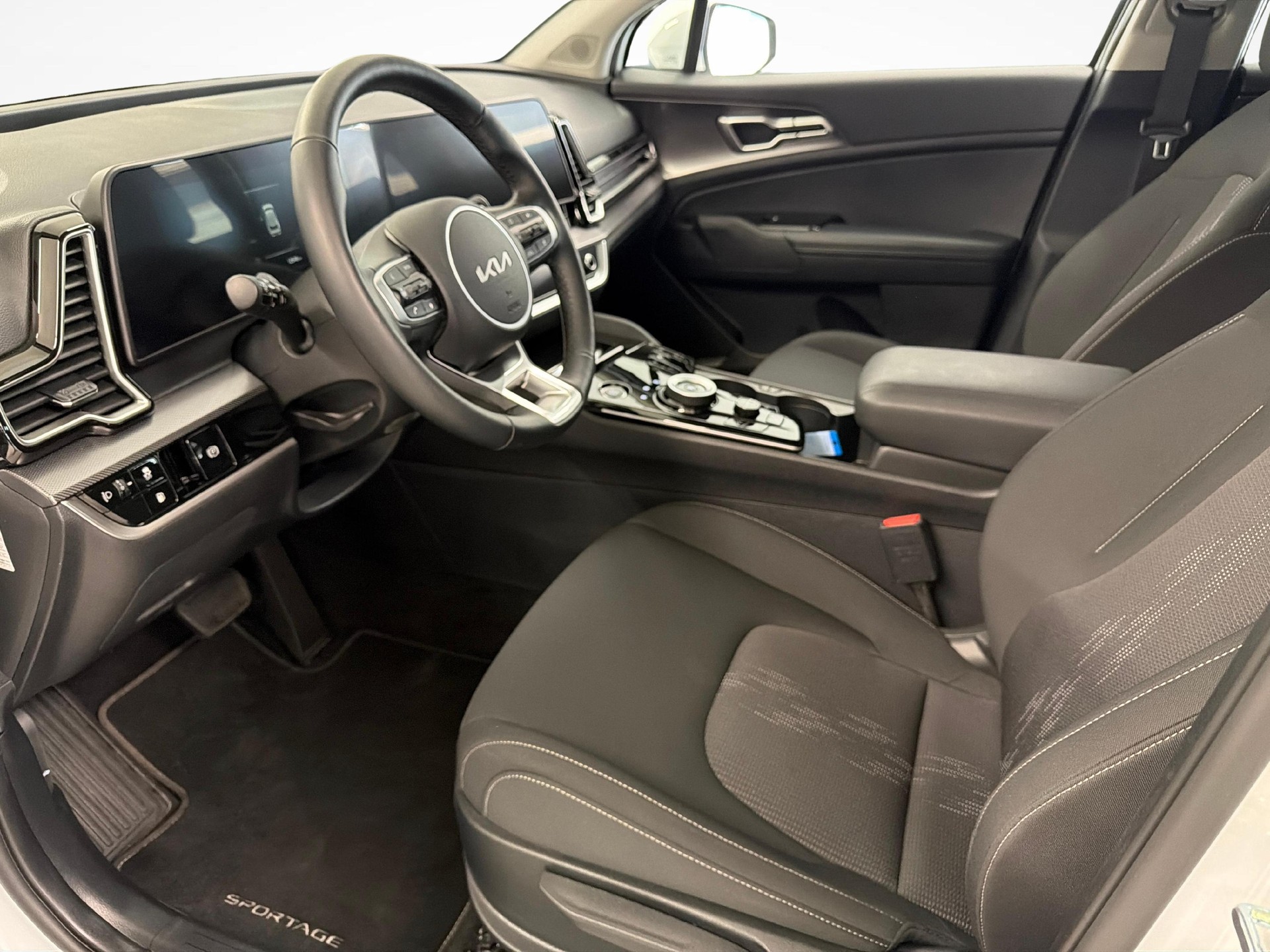 KIA Sportage 1.6 T-GDi PHEV Power Edition-image-10