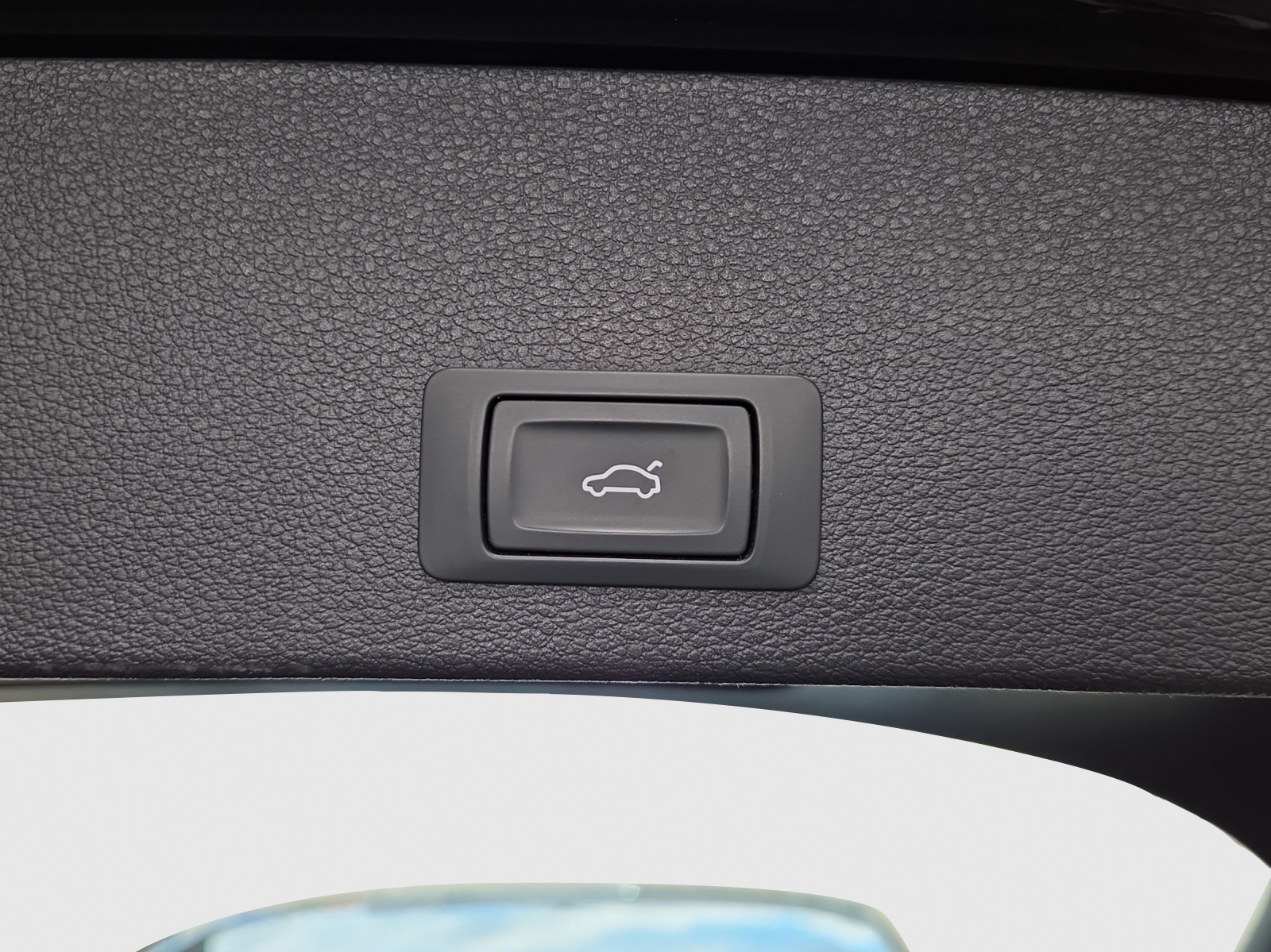 AUDI Q2 30 TFSI-image-13