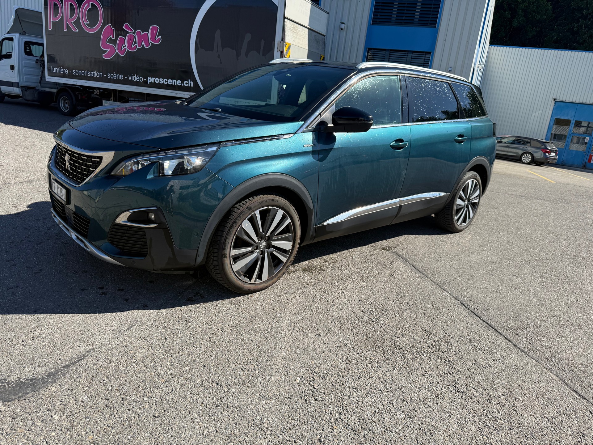 PEUGEOT 5008 1.6 BlueHDi Active ETA-image-0
