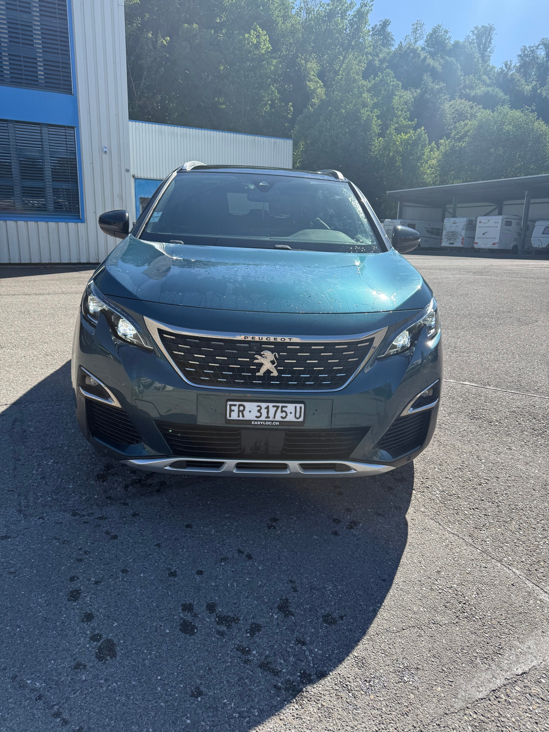 PEUGEOT 5008 1.6 BlueHDi Active ETA-image-1