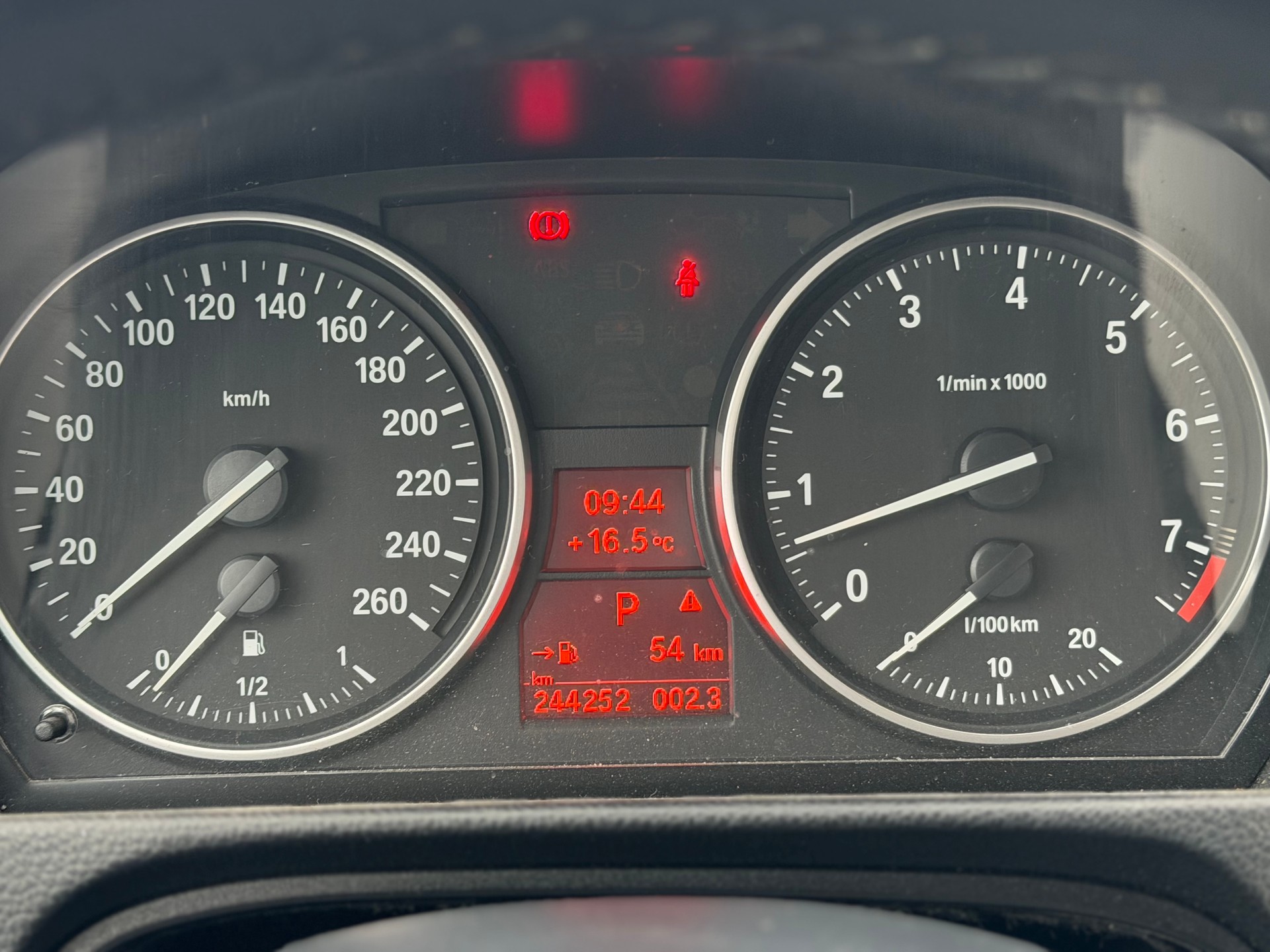 BMW 325i xDrive Touring Steptronic-image-13