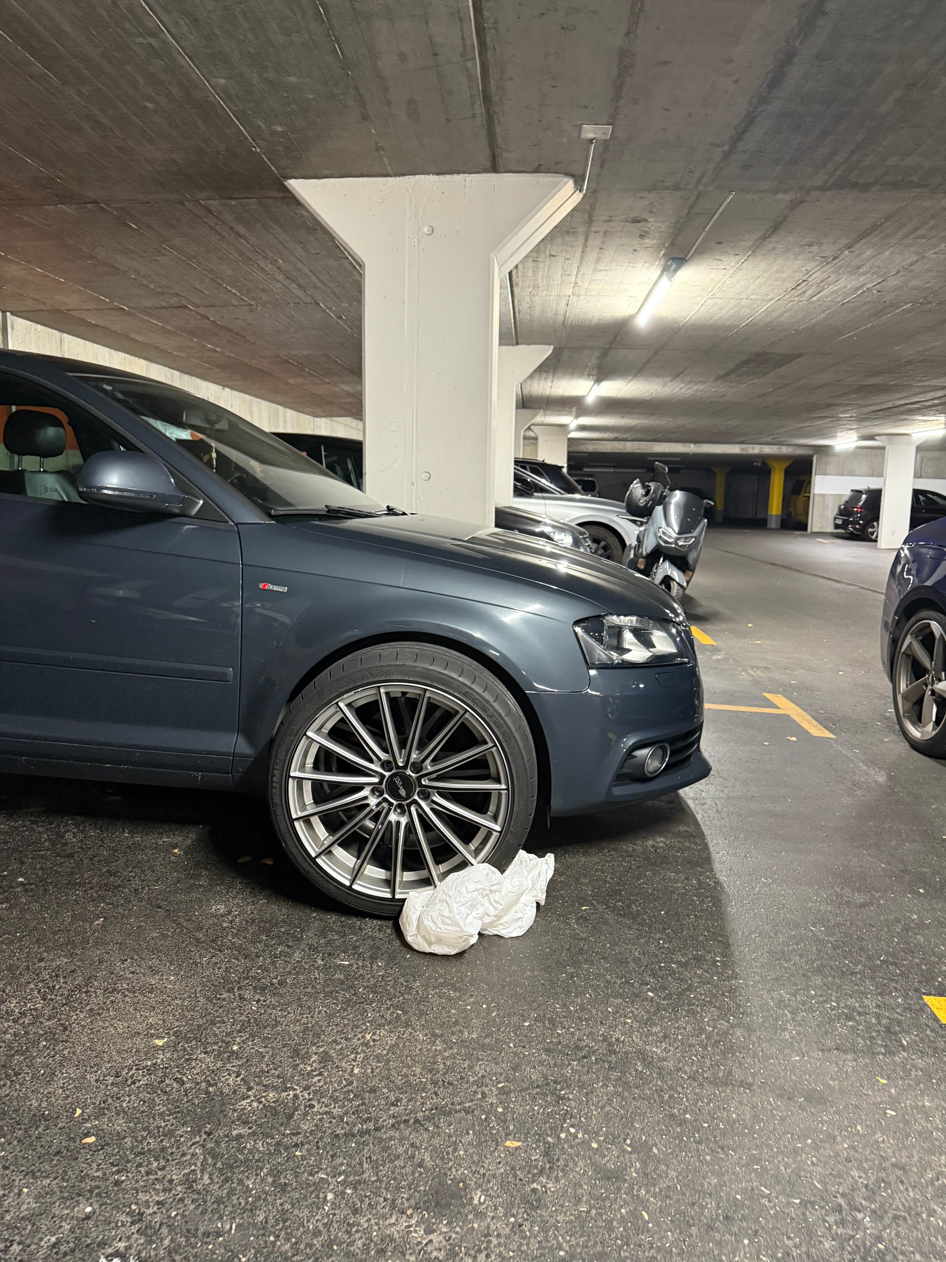 AUDI 2.0 TDI 170 Ambition quattro-image-5
