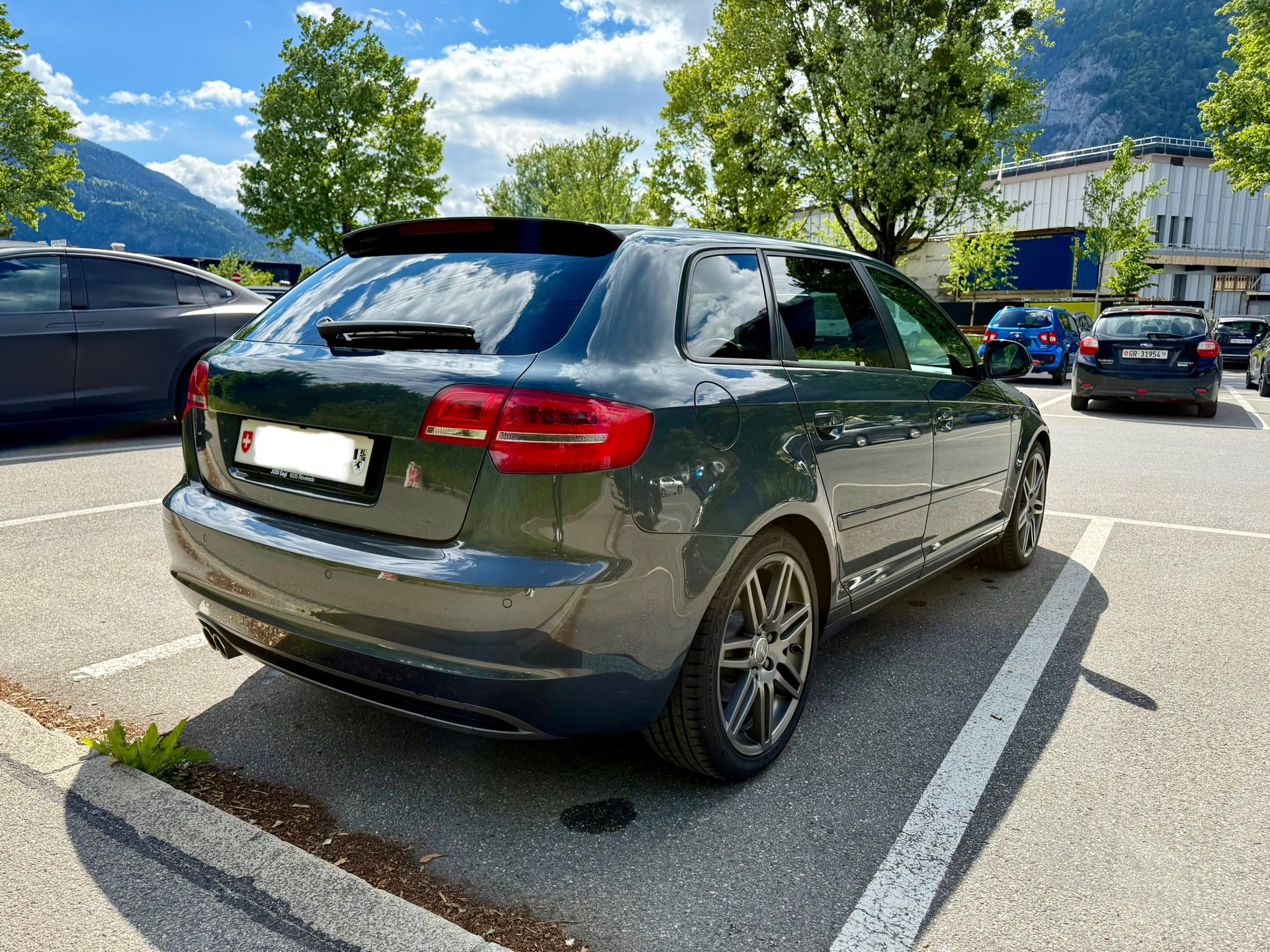 AUDI 2.0 TDI 170 Ambition quattro-image-1