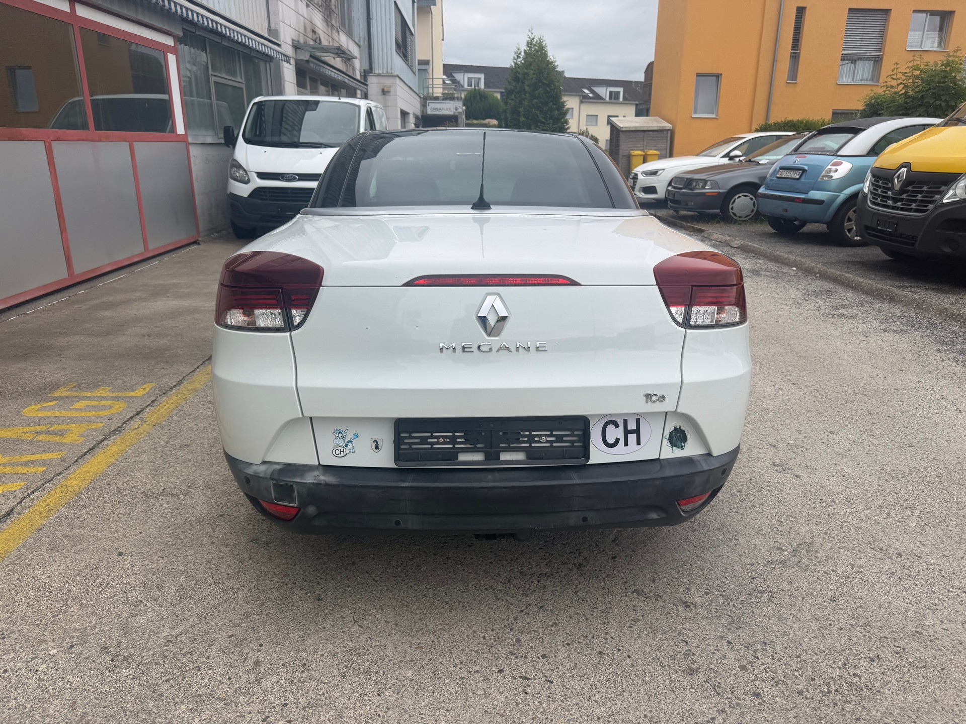 RENAULT Mégane CC 1.4 16V Turbo Dynamique-image-4