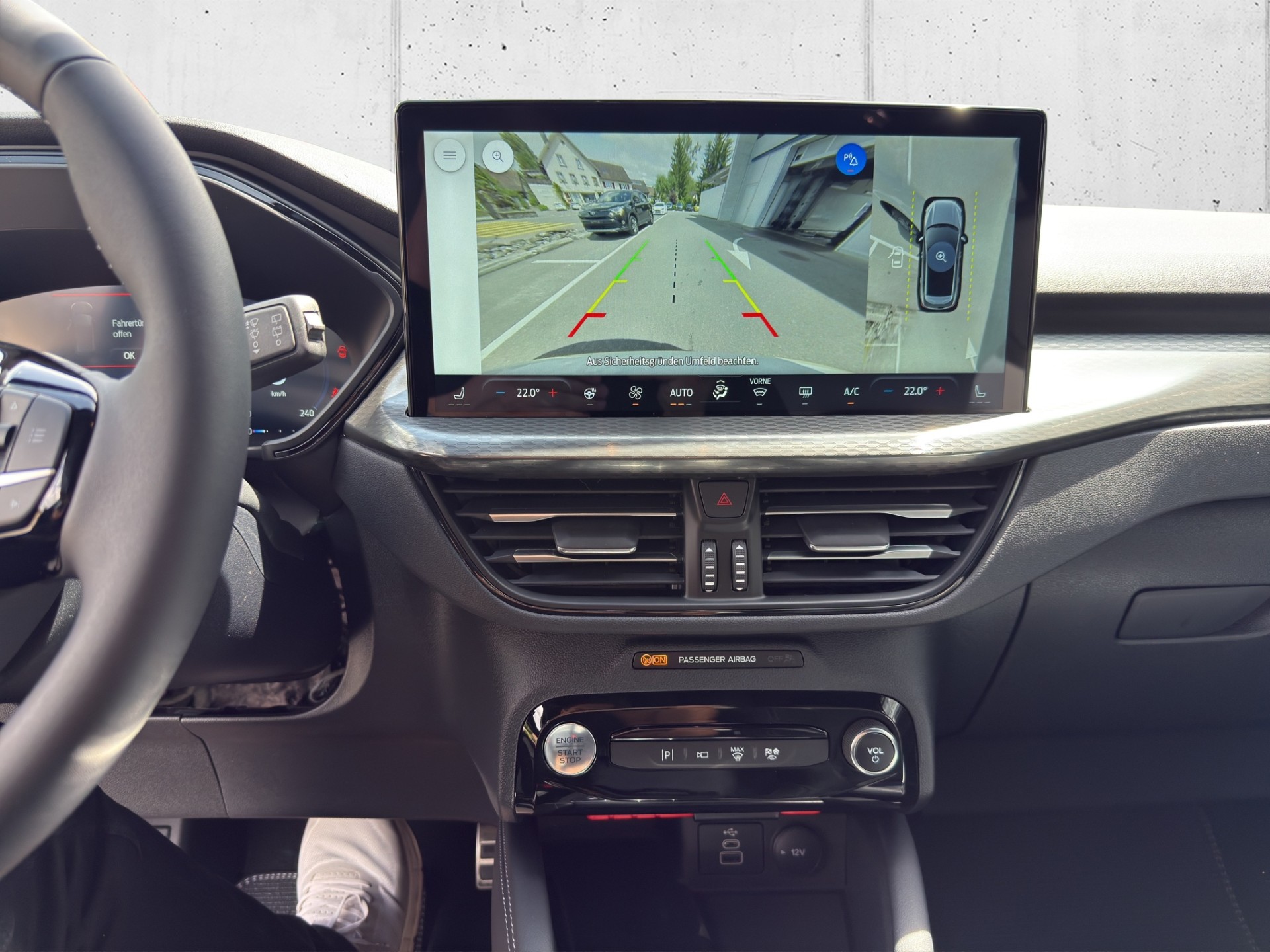 FORD Kuga 2.5 Plug-in Hybrid Sound Edition-image-10