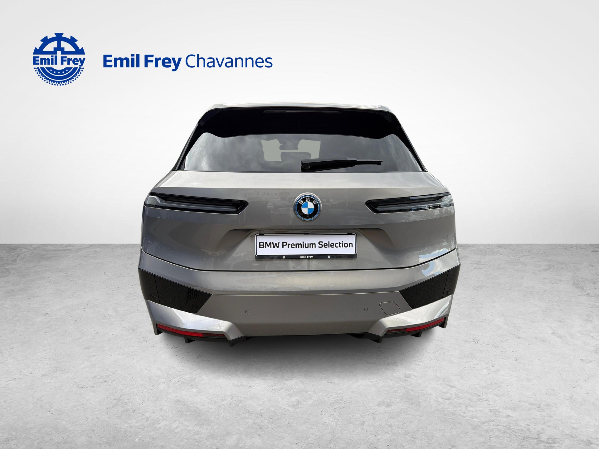 BMW iX M60-image-7