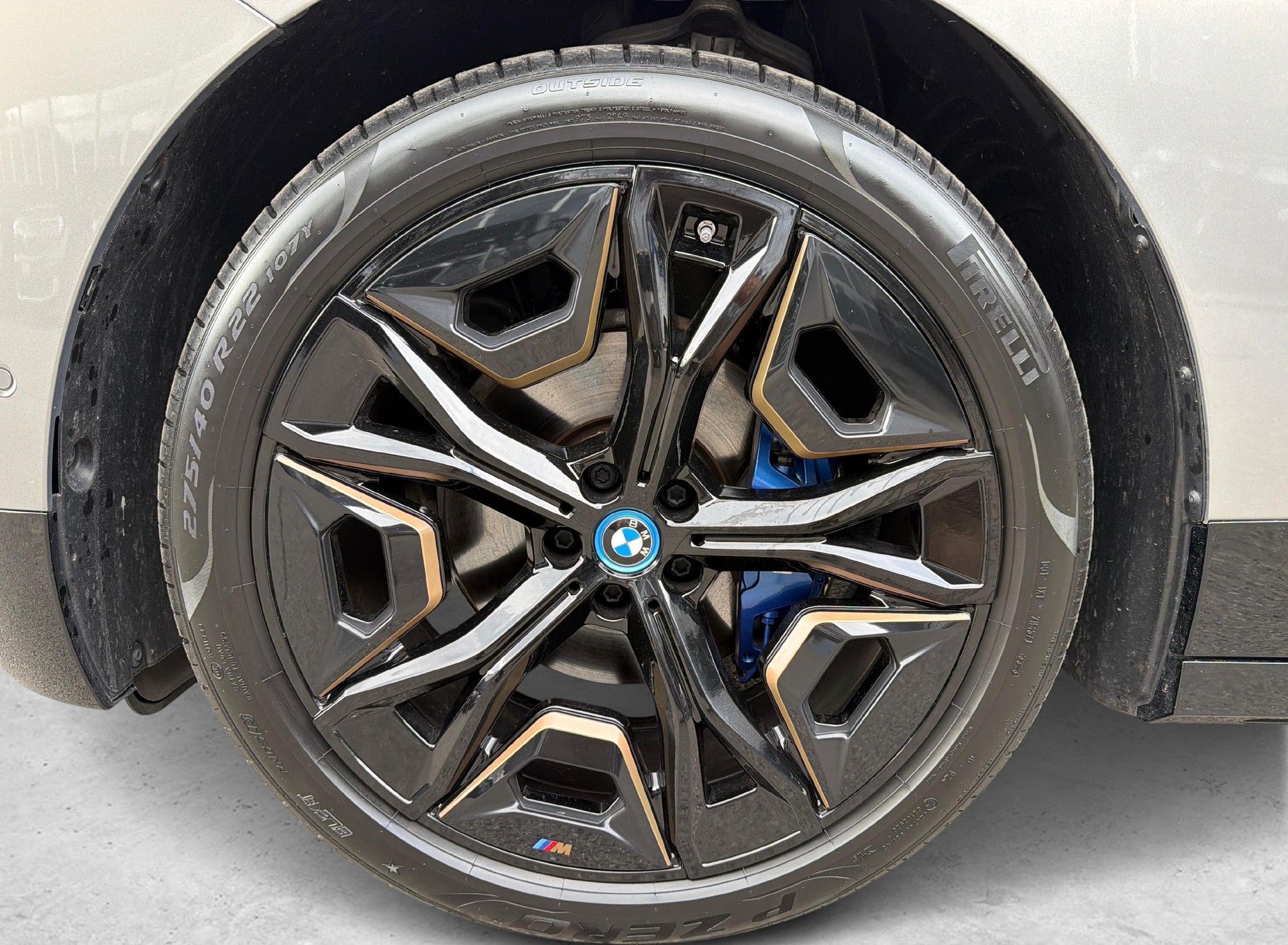 BMW iX M60-image-20