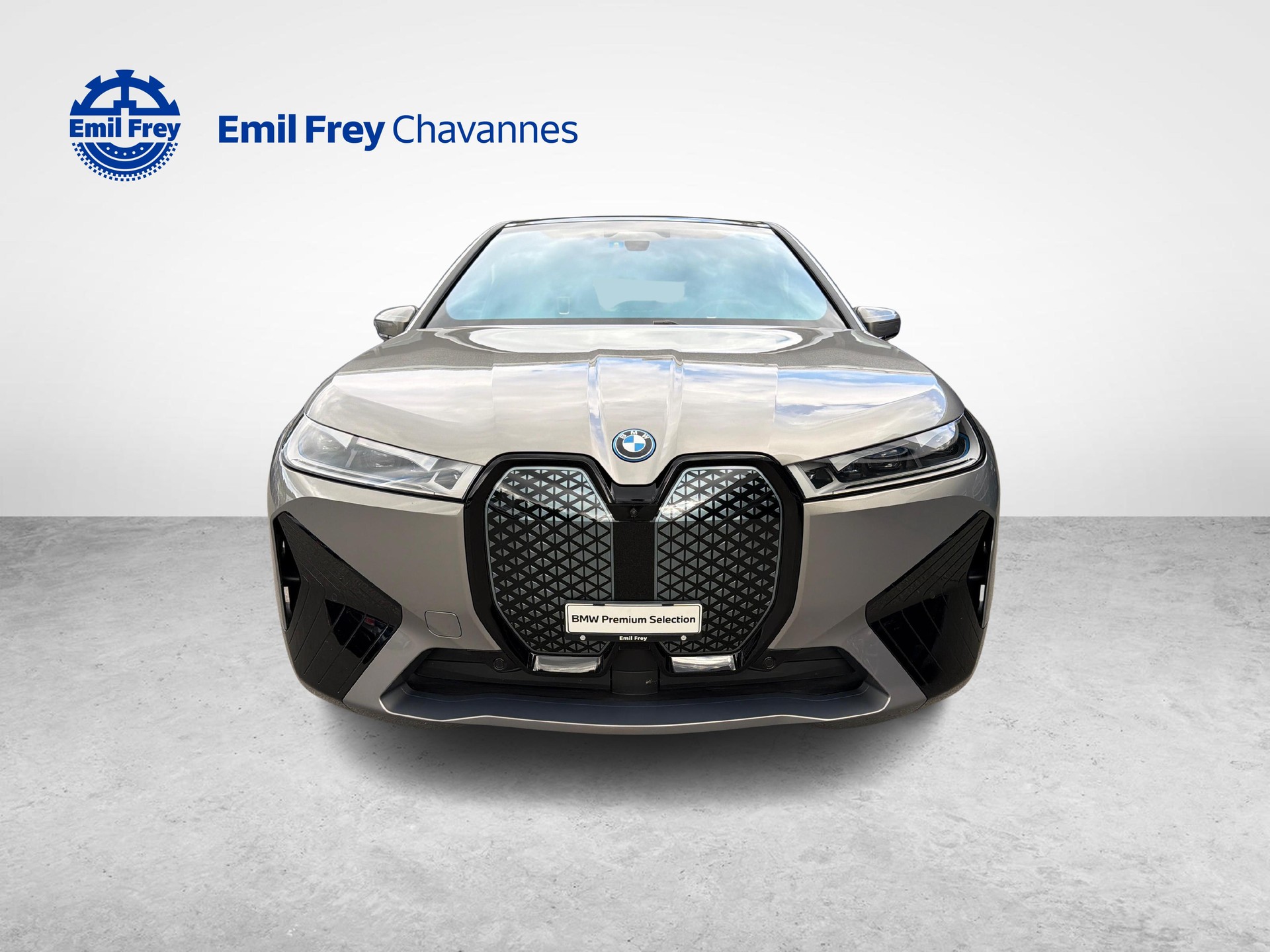 BMW iX M60-image-8