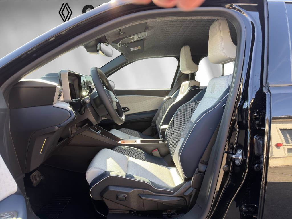 RENAULT R5 E-Tech Comfort Range Roland Garros-image-3