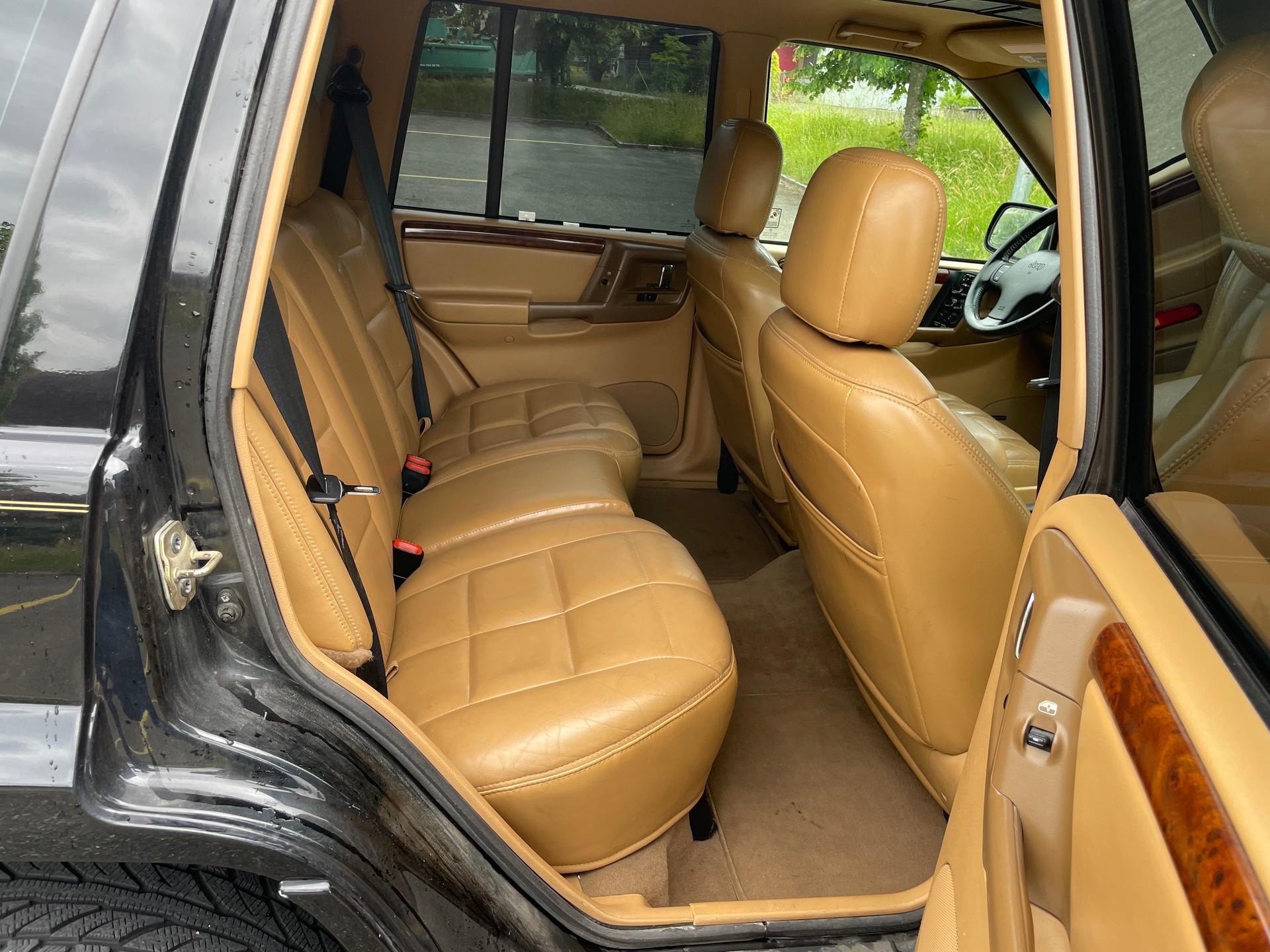 JEEP Grand Cherokee 5.2 Limited Automatic-image-12