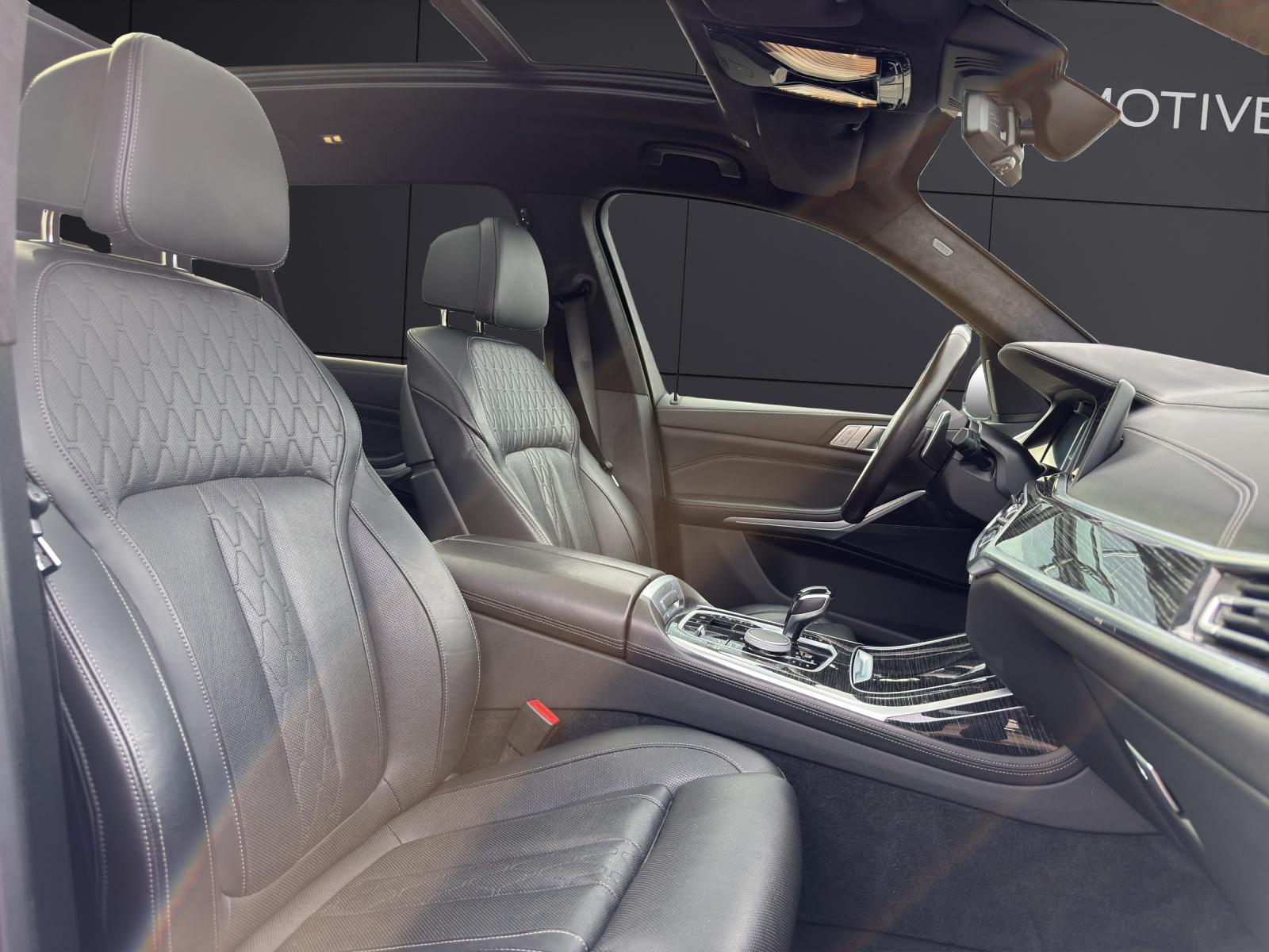 BMW X7 xDrive40d-image-10