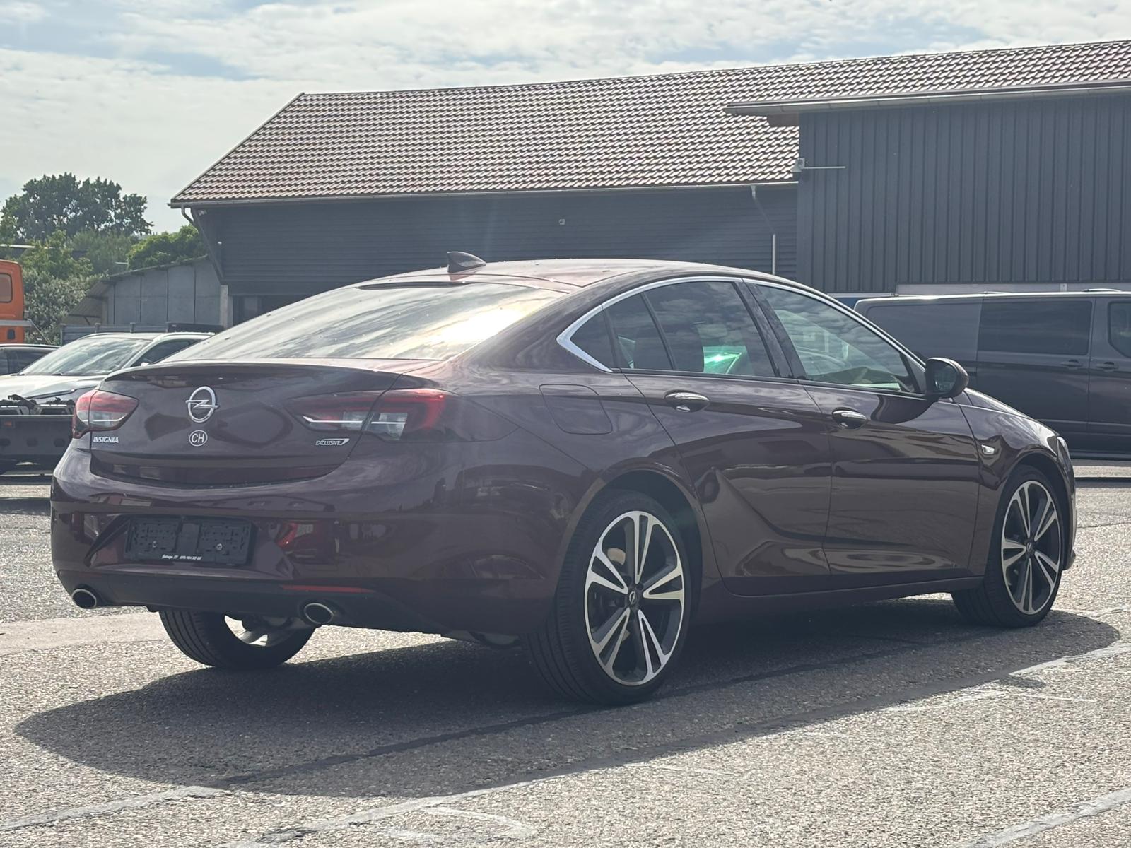 OPEL Insignia 2.0 BiDTI Grand Sport Exclusive 4WD Auto-image-4