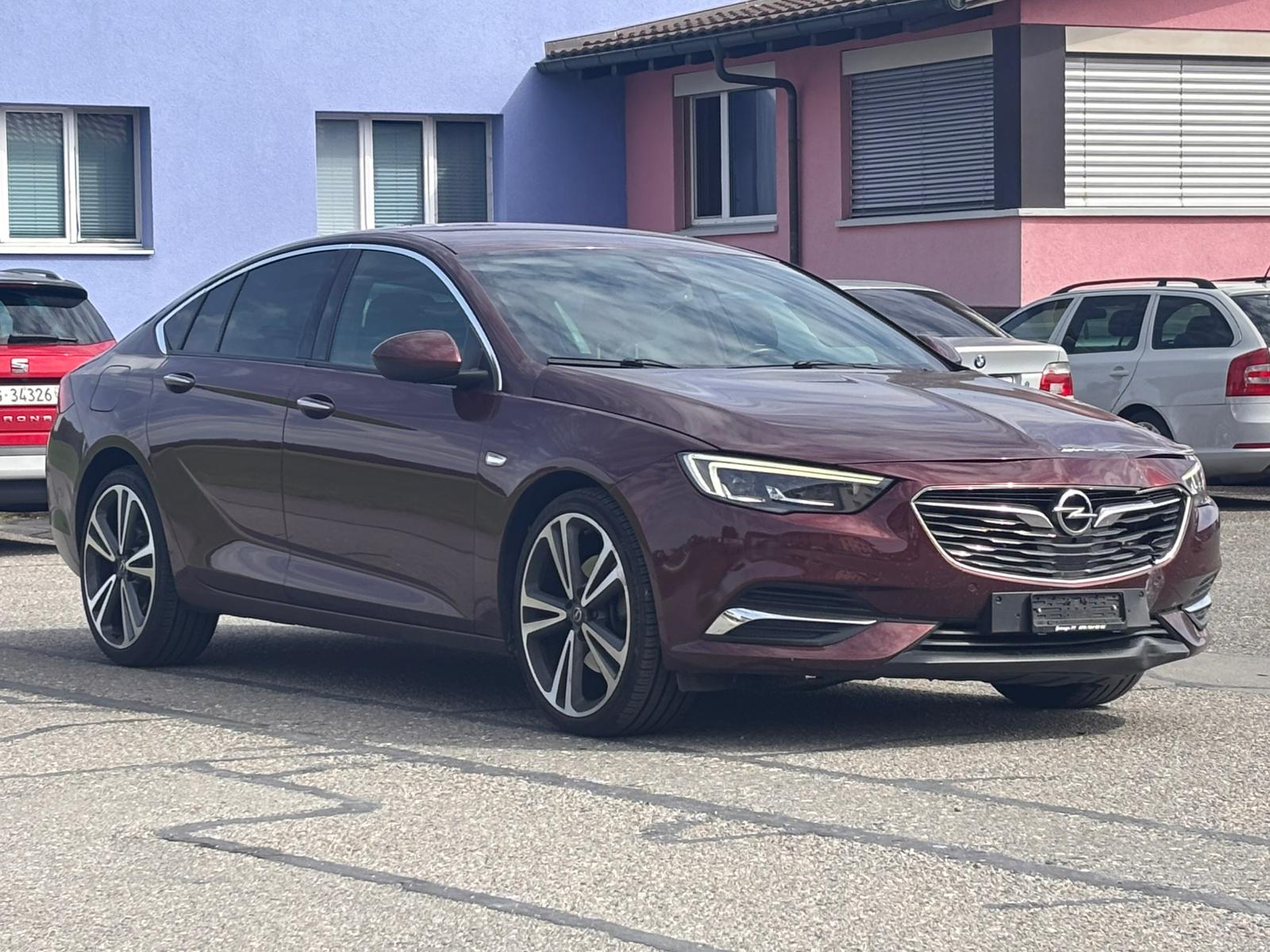 OPEL Insignia 2.0 BiDTI Grand Sport Exclusive 4WD Auto-image-2