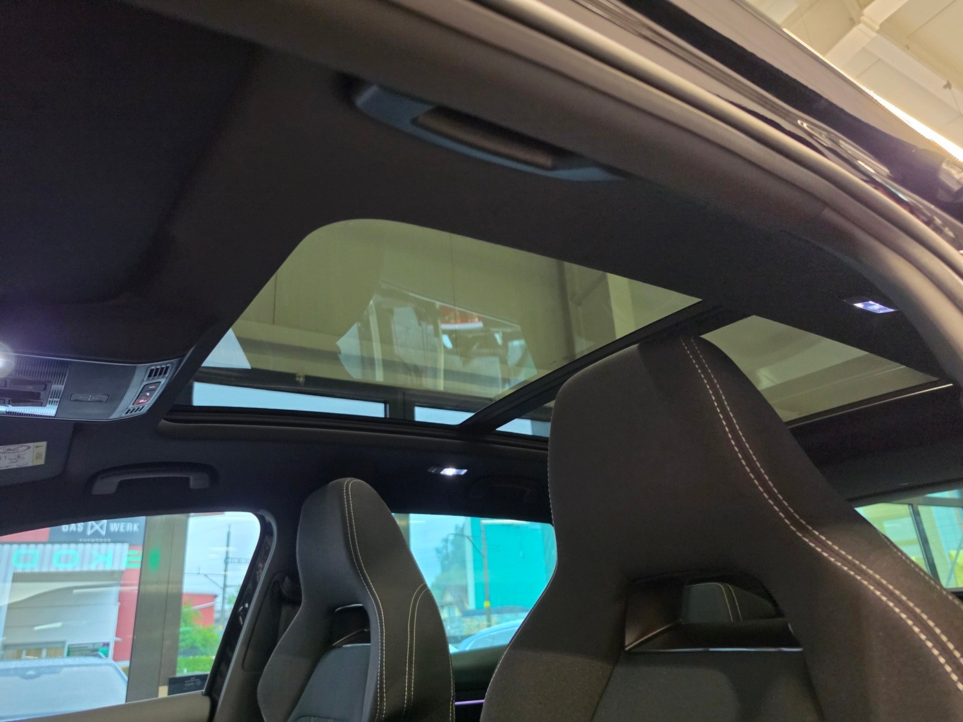 SKODA Karoq 2.0 TSI SportLine 4x4 DSG-image-19