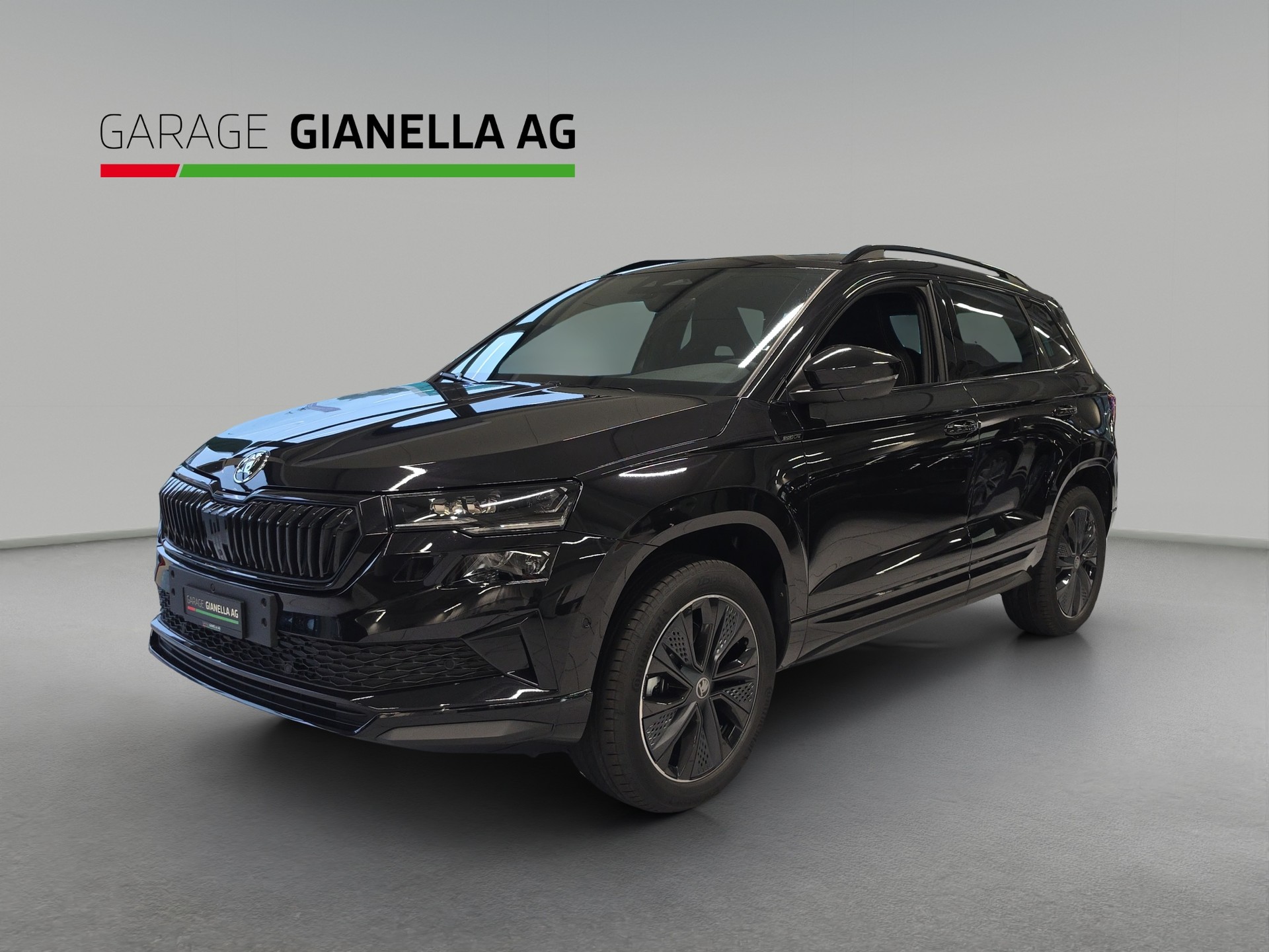 SKODA Karoq 2.0 TSI SportLine 4x4 DSG-image-0