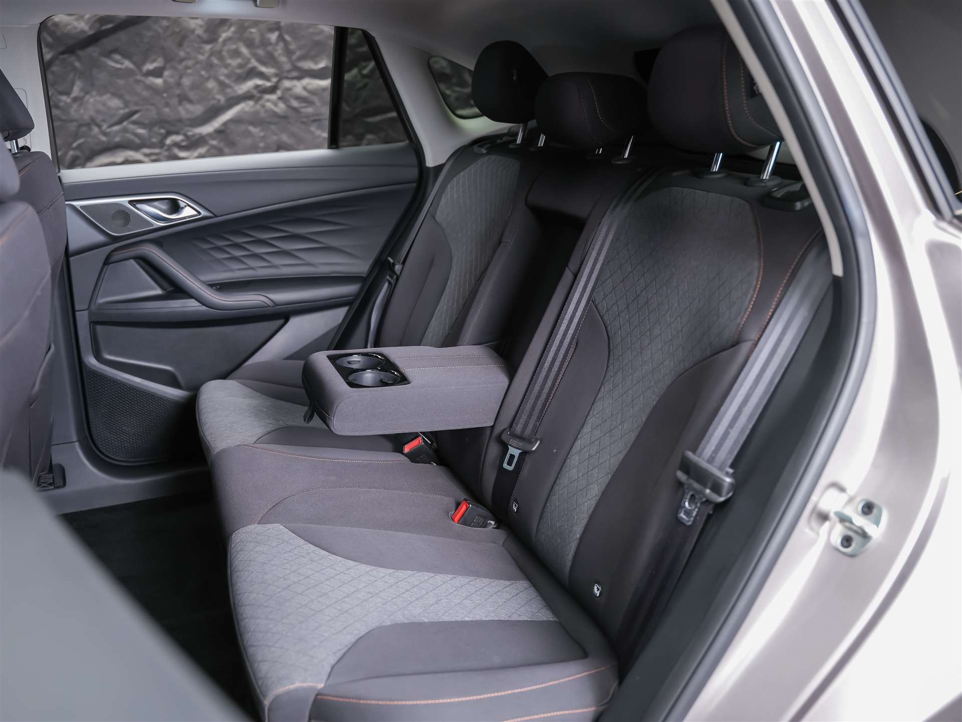 MG HS 1.5 T Comfort Automat *Werksgarantie*Rückfahrkamera*Abstandsregler*-image-11
