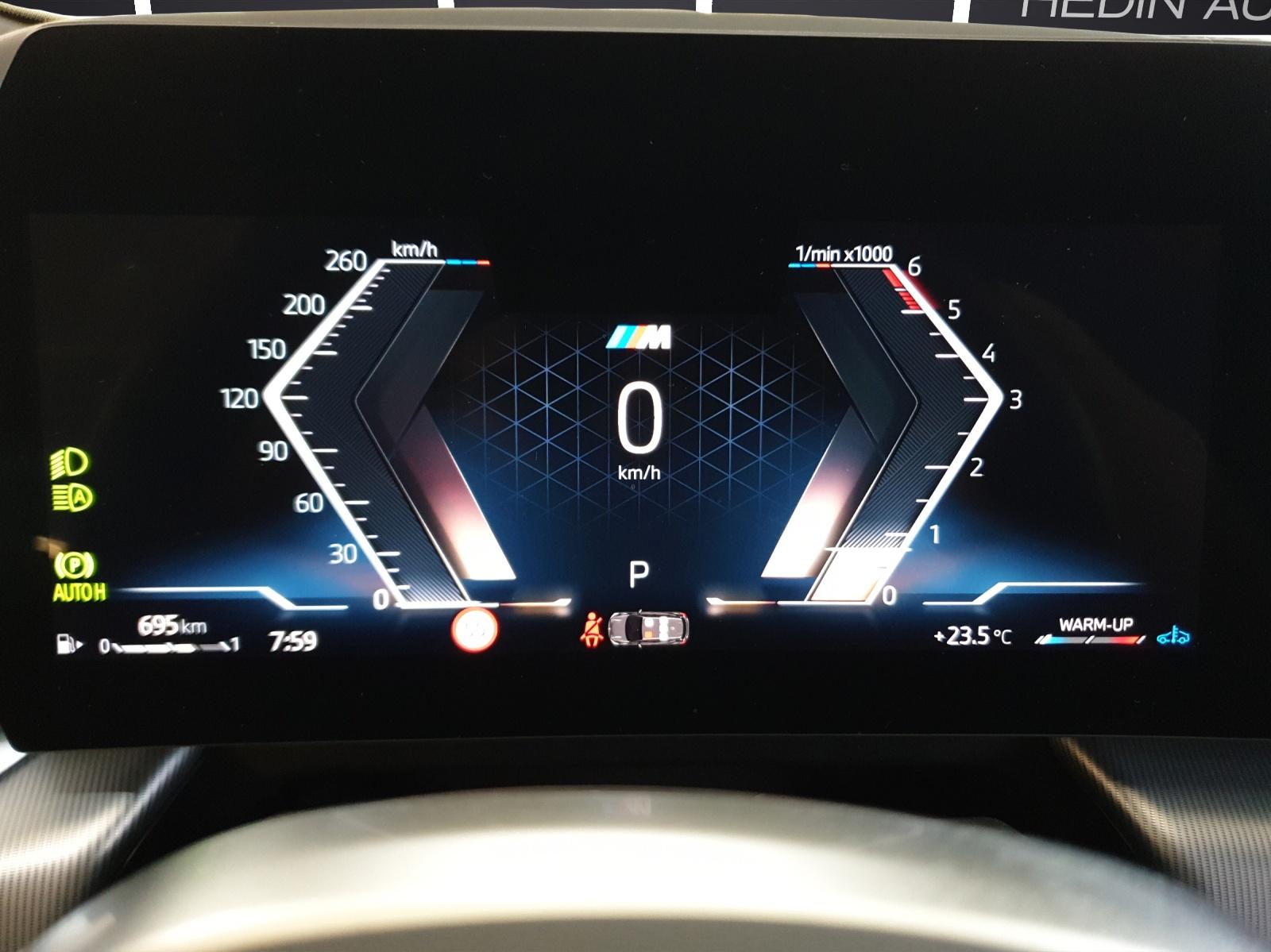 BMW 218d Active Tourer-image-19