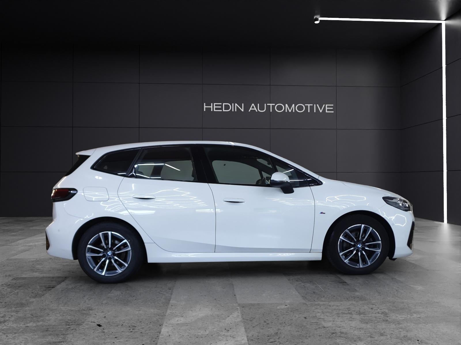 BMW 218d Active Tourer-image-5