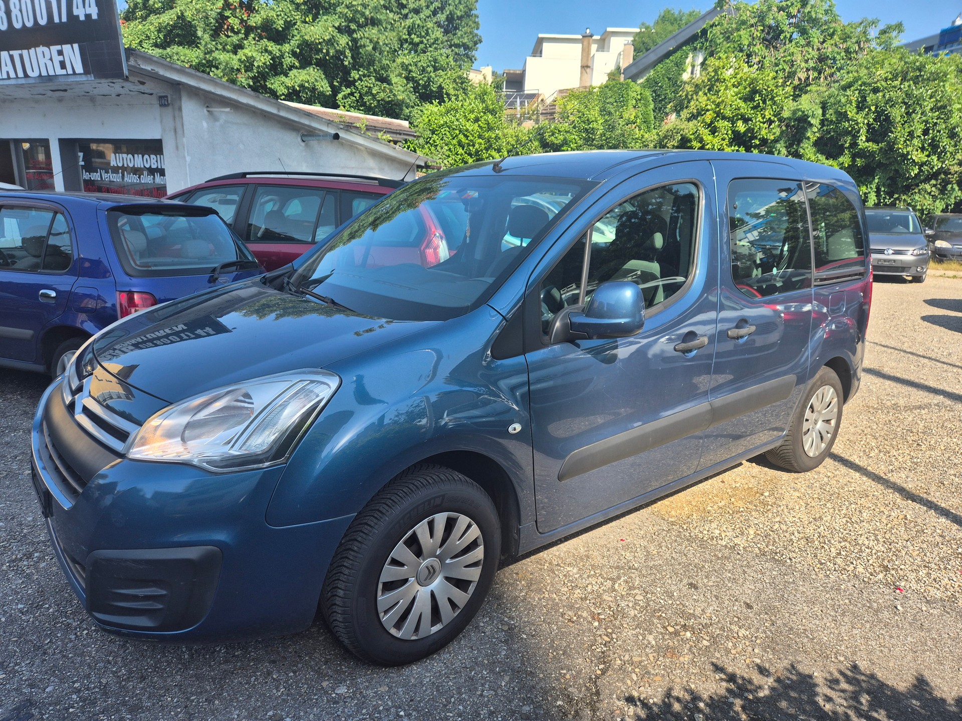 CITROEN Berlingo 1.2i Feel-image-2
