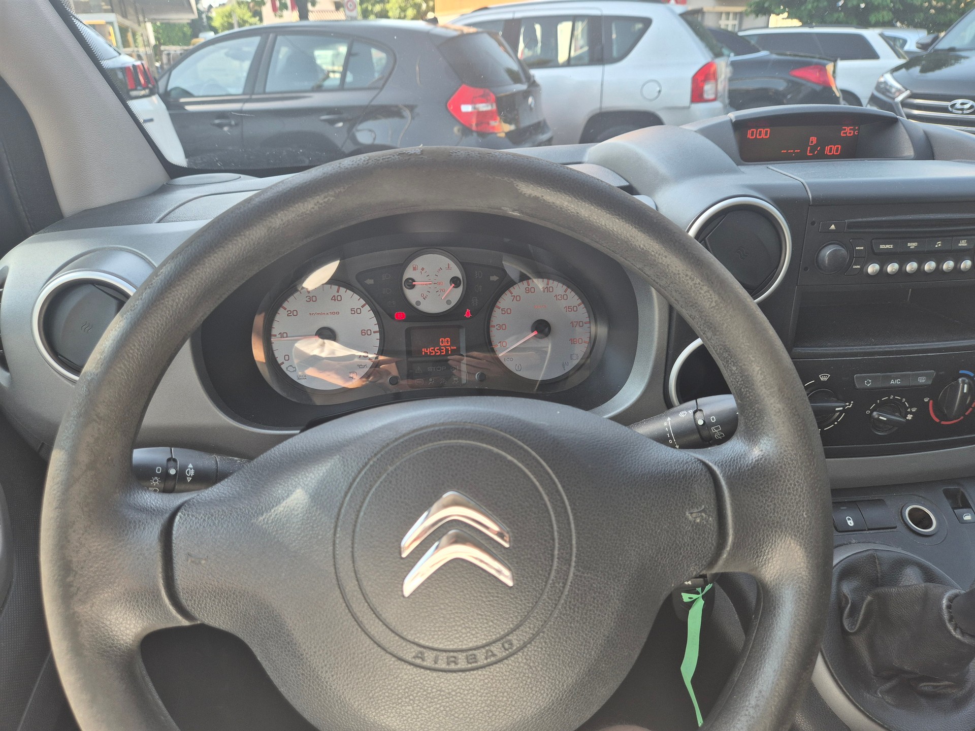 CITROEN Berlingo 1.2i Feel-image-10