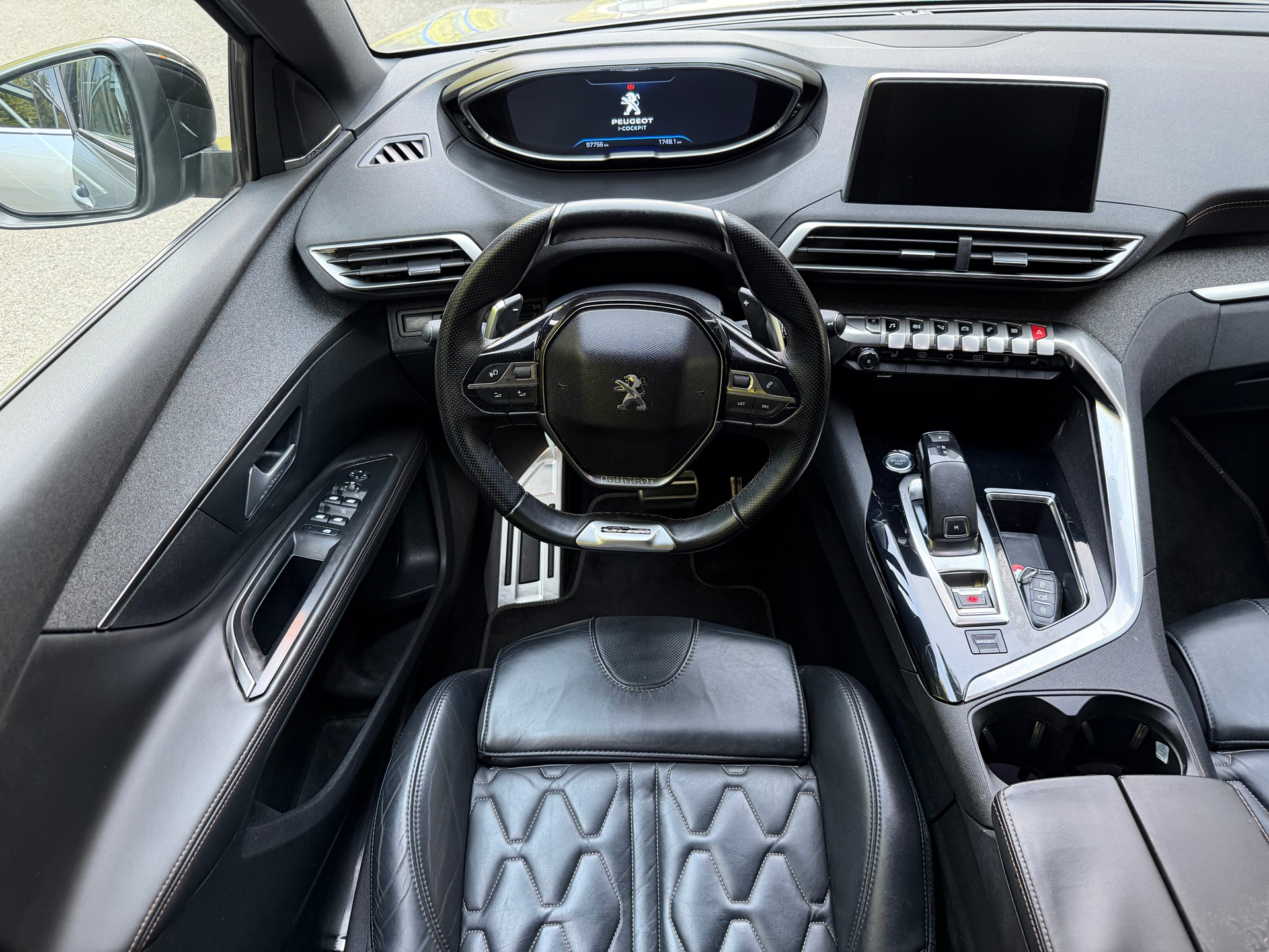 PEUGEOT 5008 1.6 BlueHDi GT Line ETA-image-10