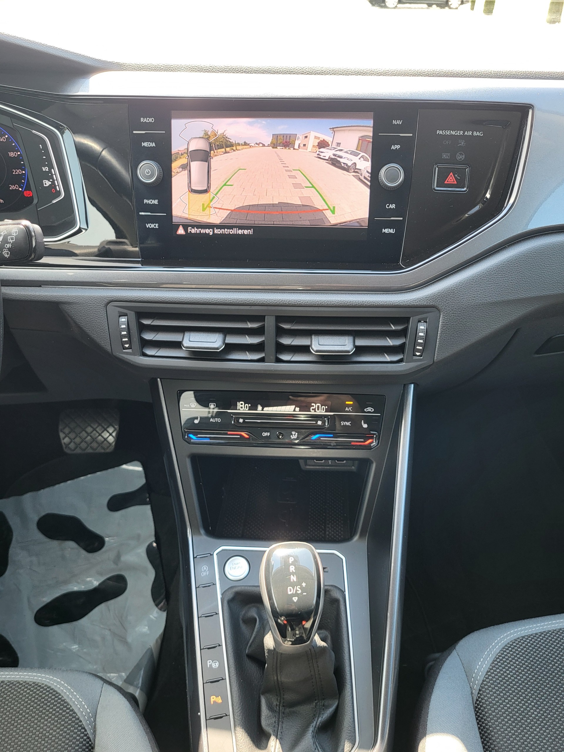 VW Polo 1.0 TSI BMT Highline DSG-image-8