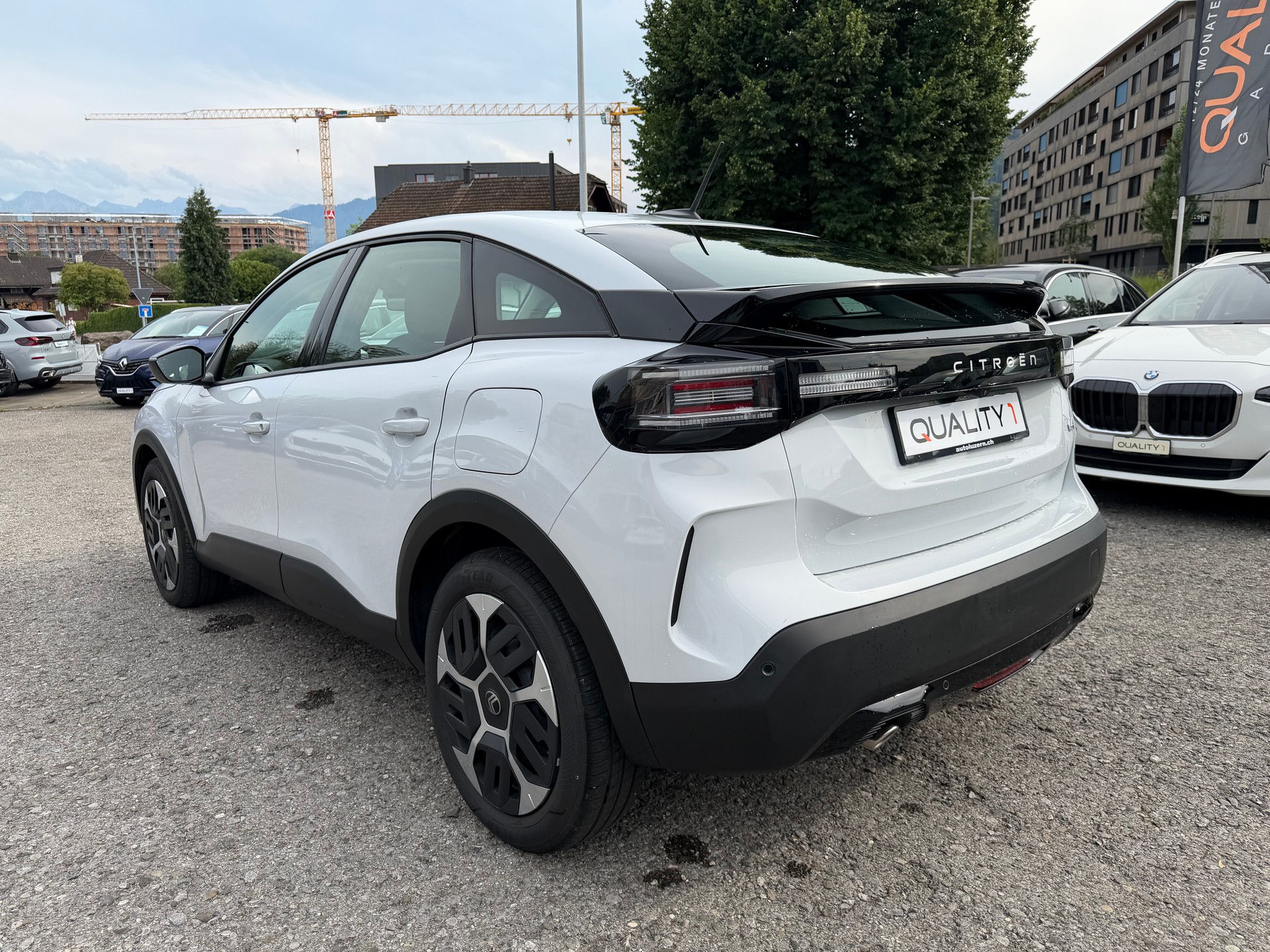 CITROEN C4 1.2 130 Plus EAT8-image-5