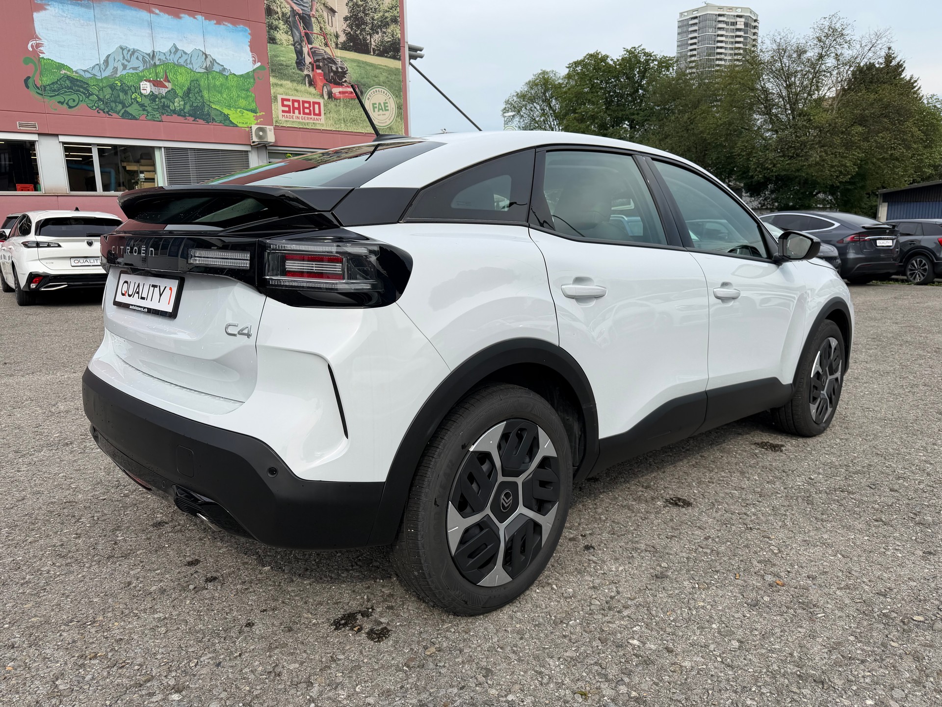 CITROEN C4 1.2 130 Plus EAT8-image-7
