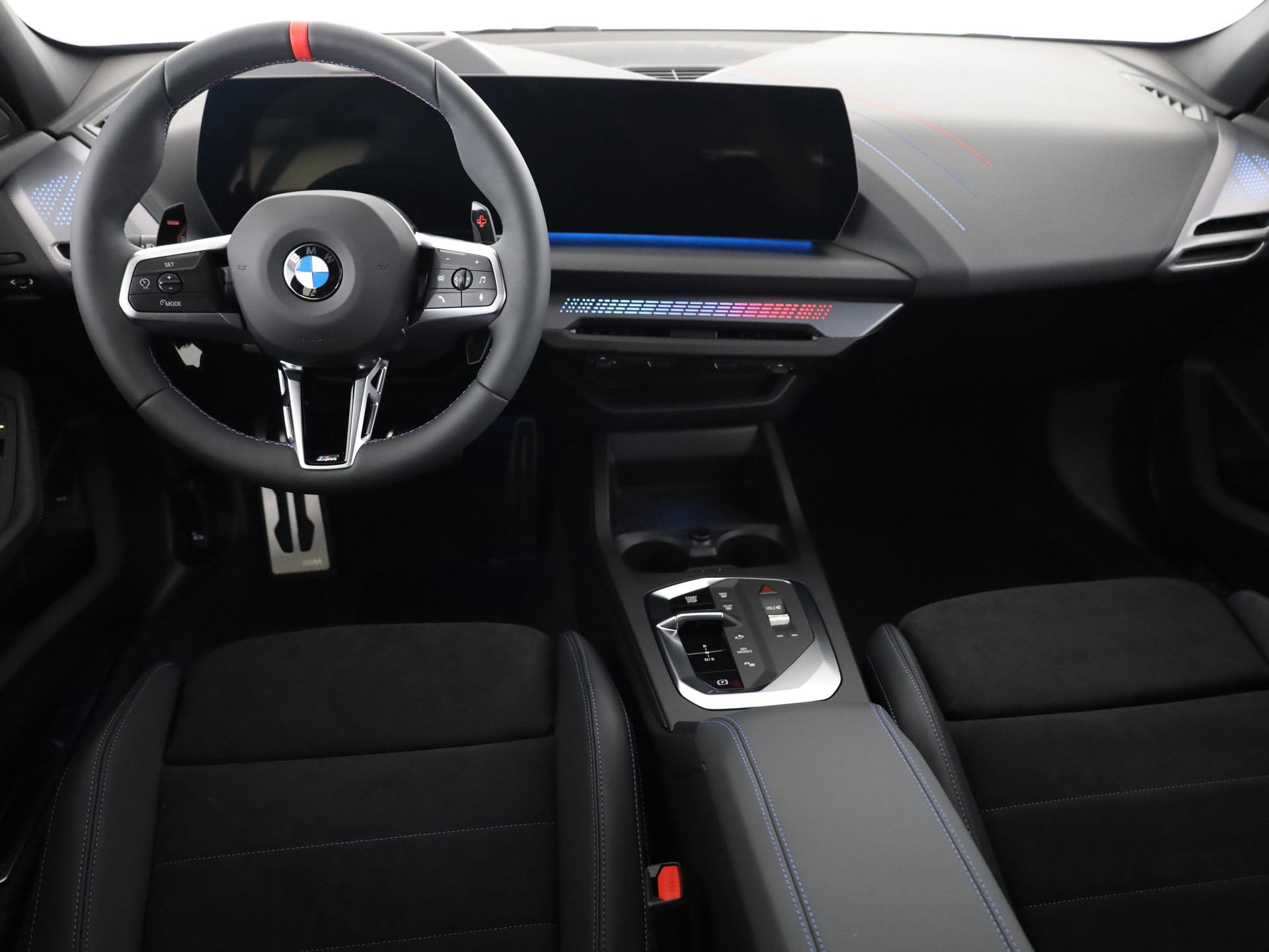 BMW M135i xDrive-image-19