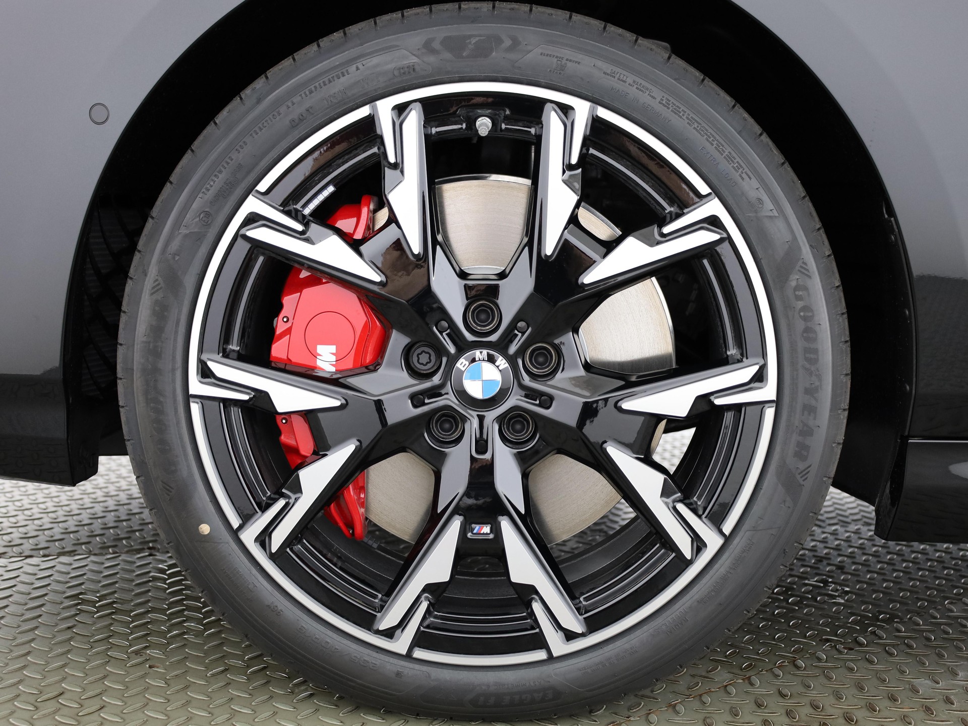 BMW M135i xDrive-image-23