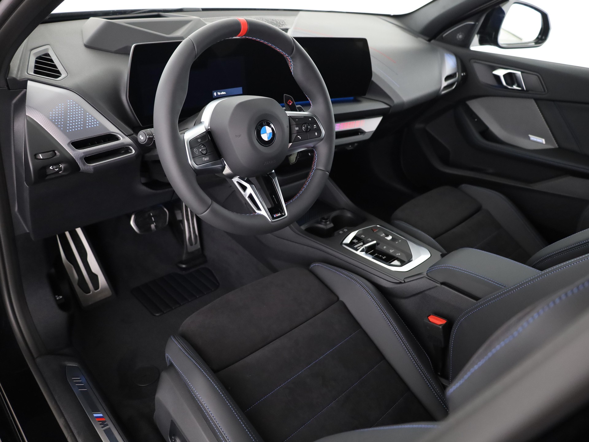 BMW M135i xDrive-image-9