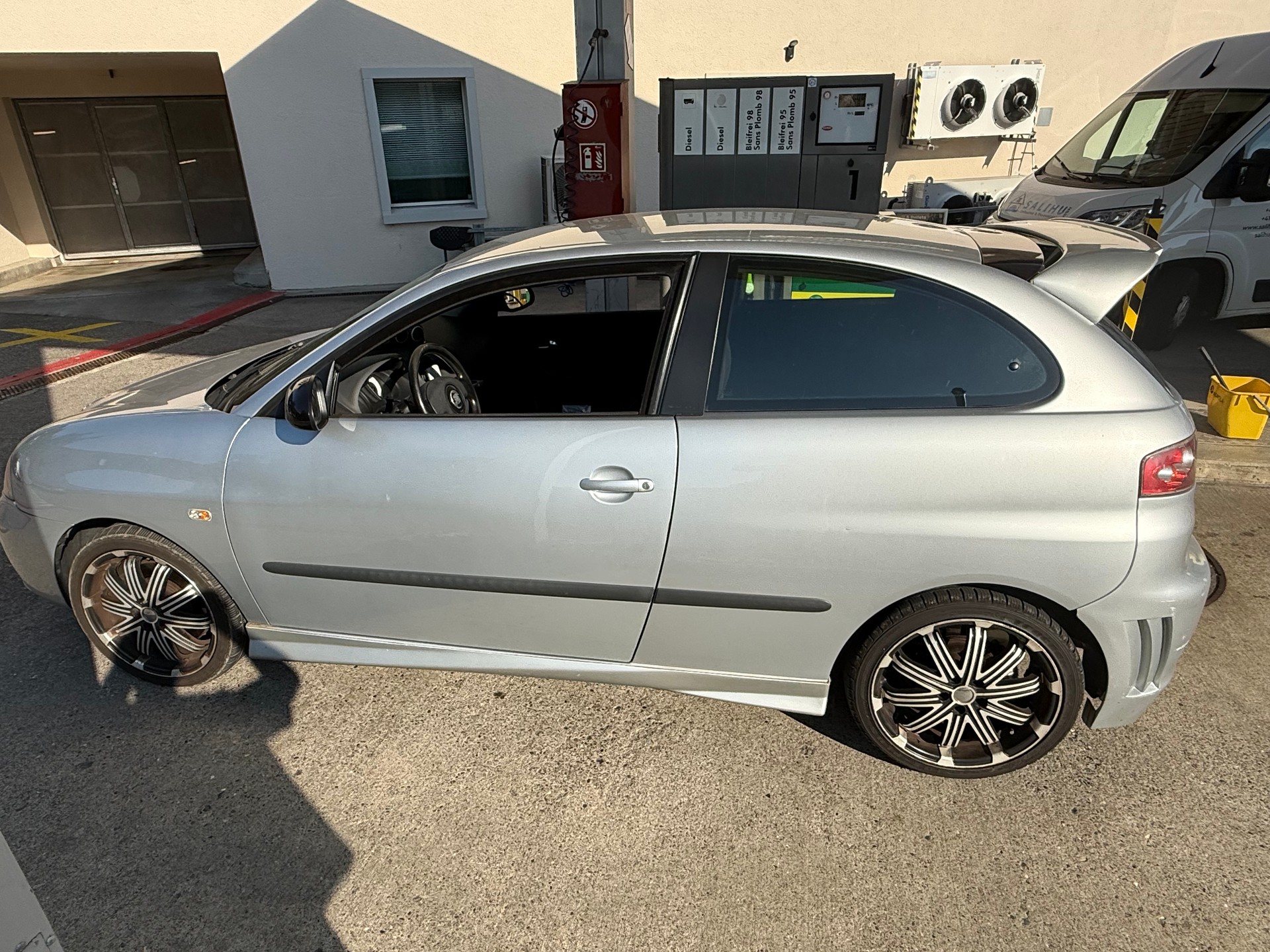 SEAT Ibiza 1.8 20V T Cupra Last Call-image-3