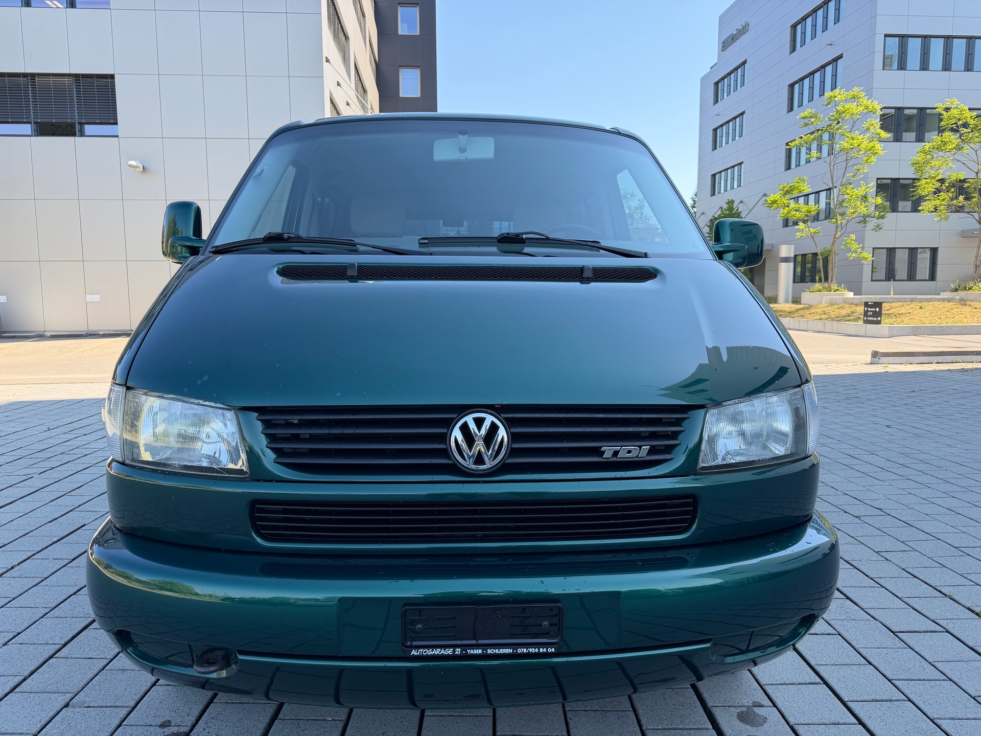 VW T4 Caravelle 2.5TDI ABS-image-1
