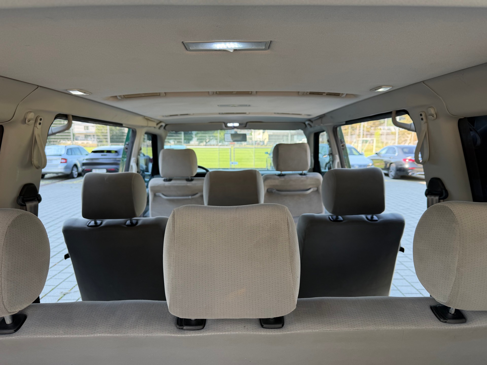 VW T4 Caravelle 2.5TDI ABS-image-13