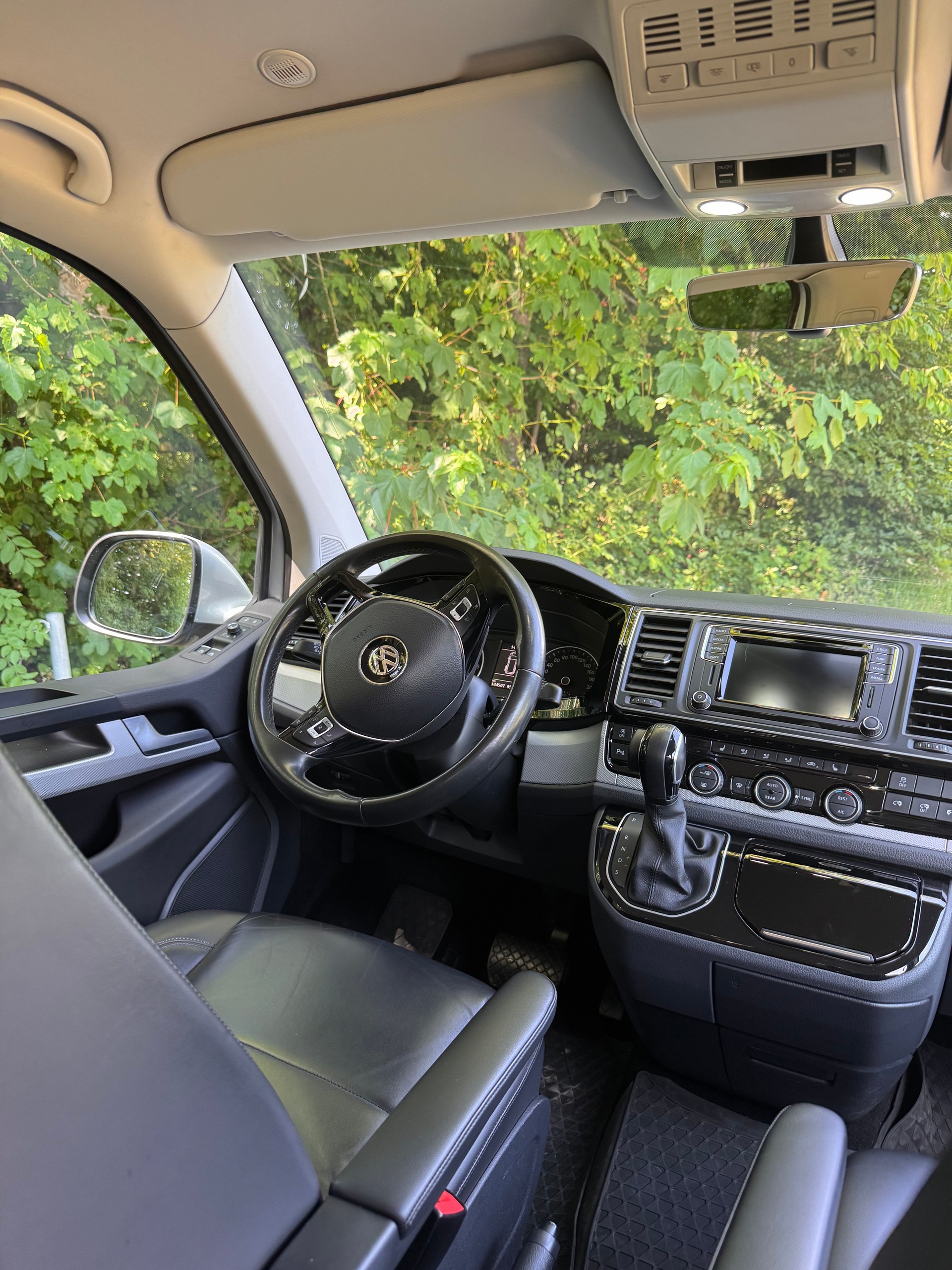 VW Caravelle Highline 2.0 TDI BMT DSG 4 Motion-image-3