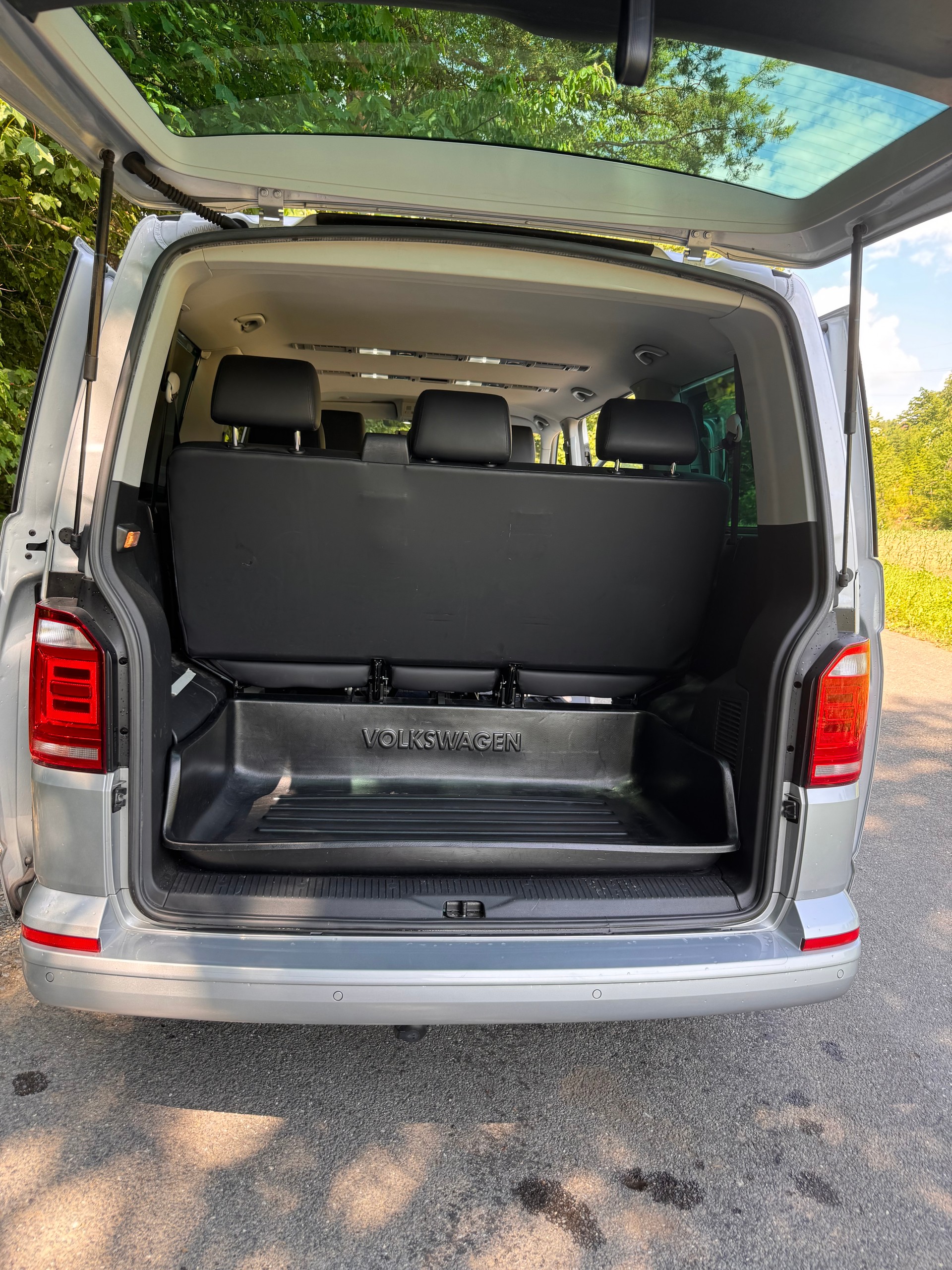 VW Caravelle Highline 2.0 TDI BMT DSG 4 Motion-image-5