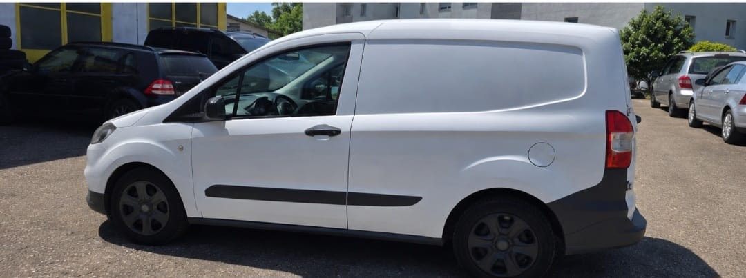 FORD Transit Courier Van 1.0 EcoBoost Trend-image-3