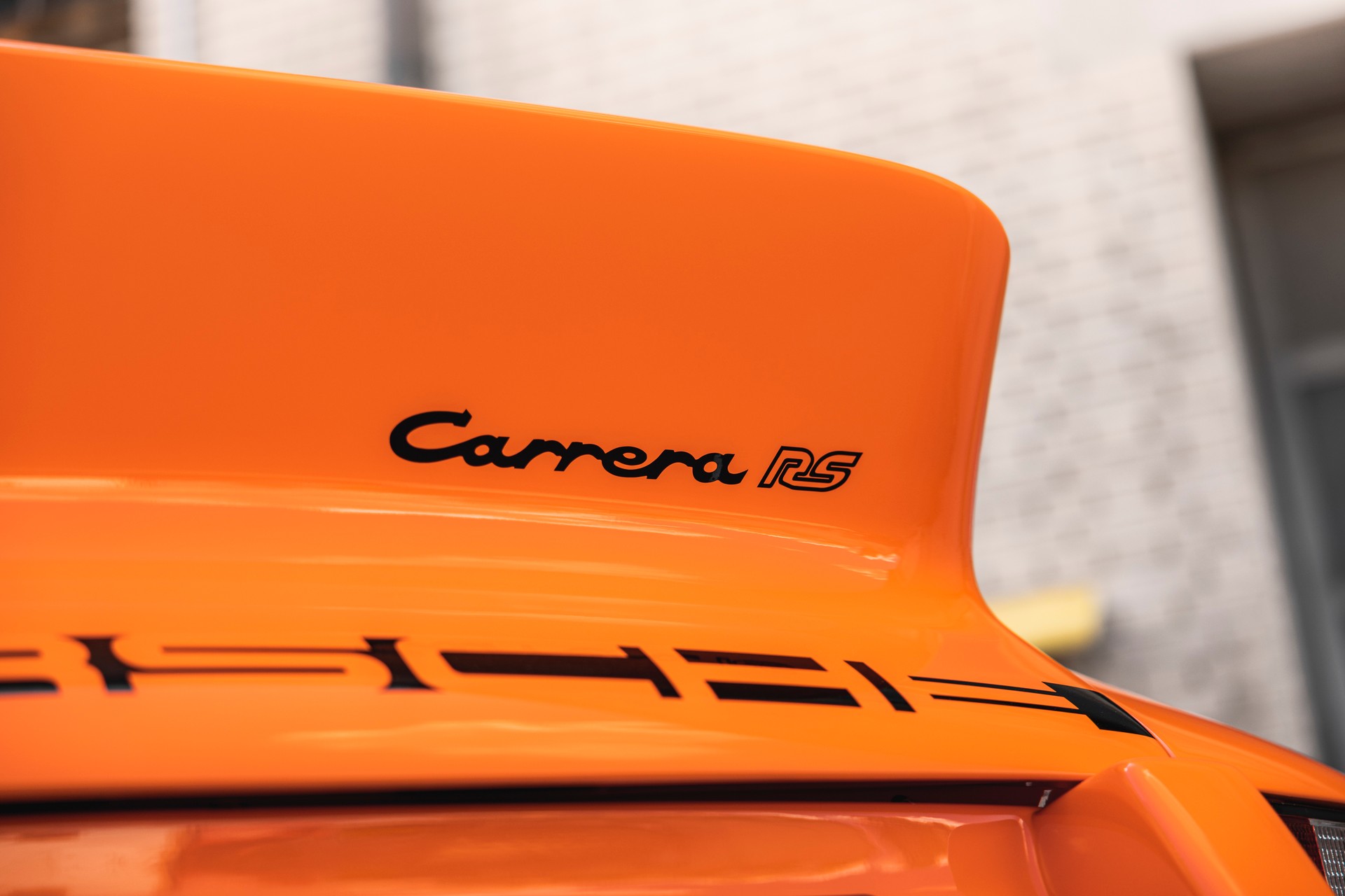 PORSCHE 911 Carrera 2-image-5
