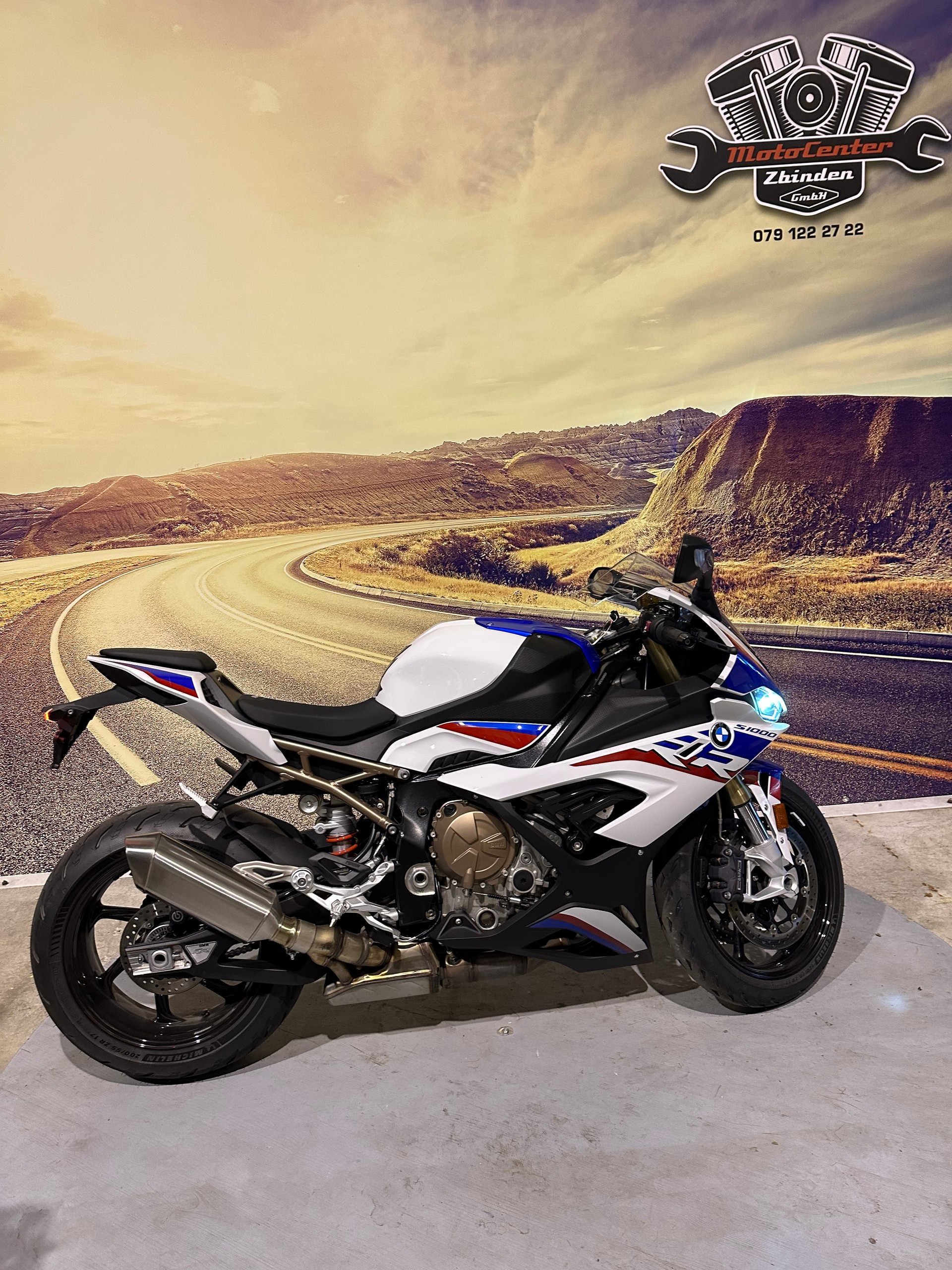 BMW S 1000 RR mit Carbonräder