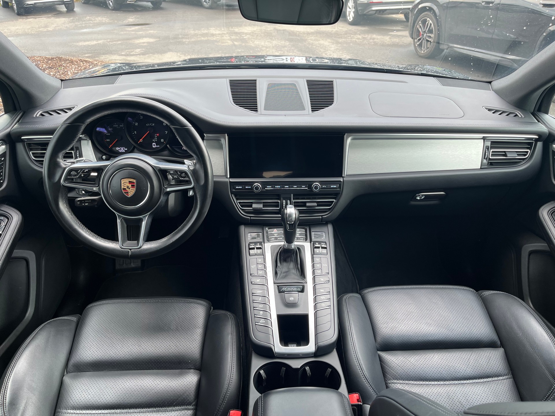 PORSCHE Macan GTS PDK-image-7