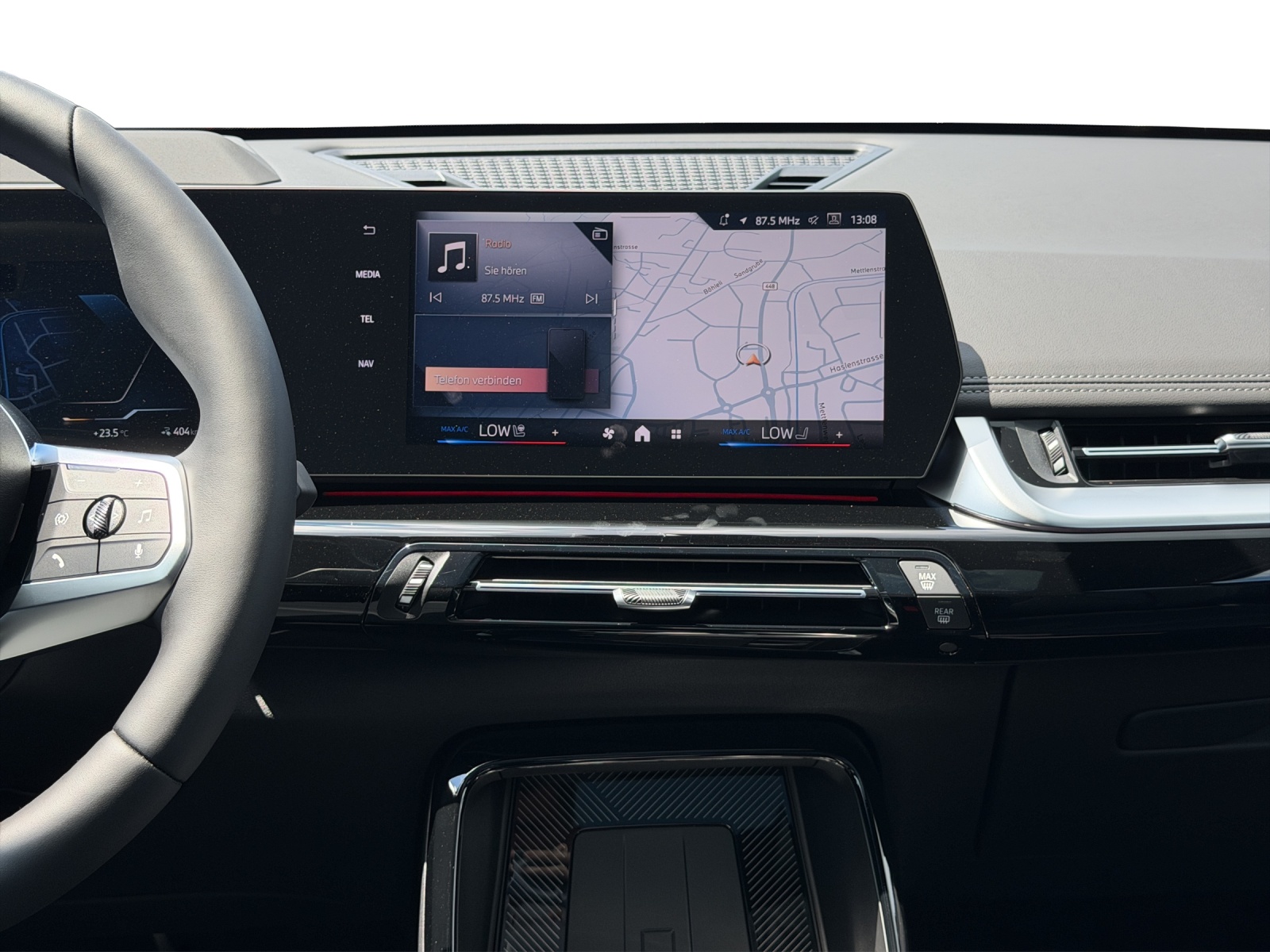 BMW iX1 xDrive 30 M Sport Pro-image-13