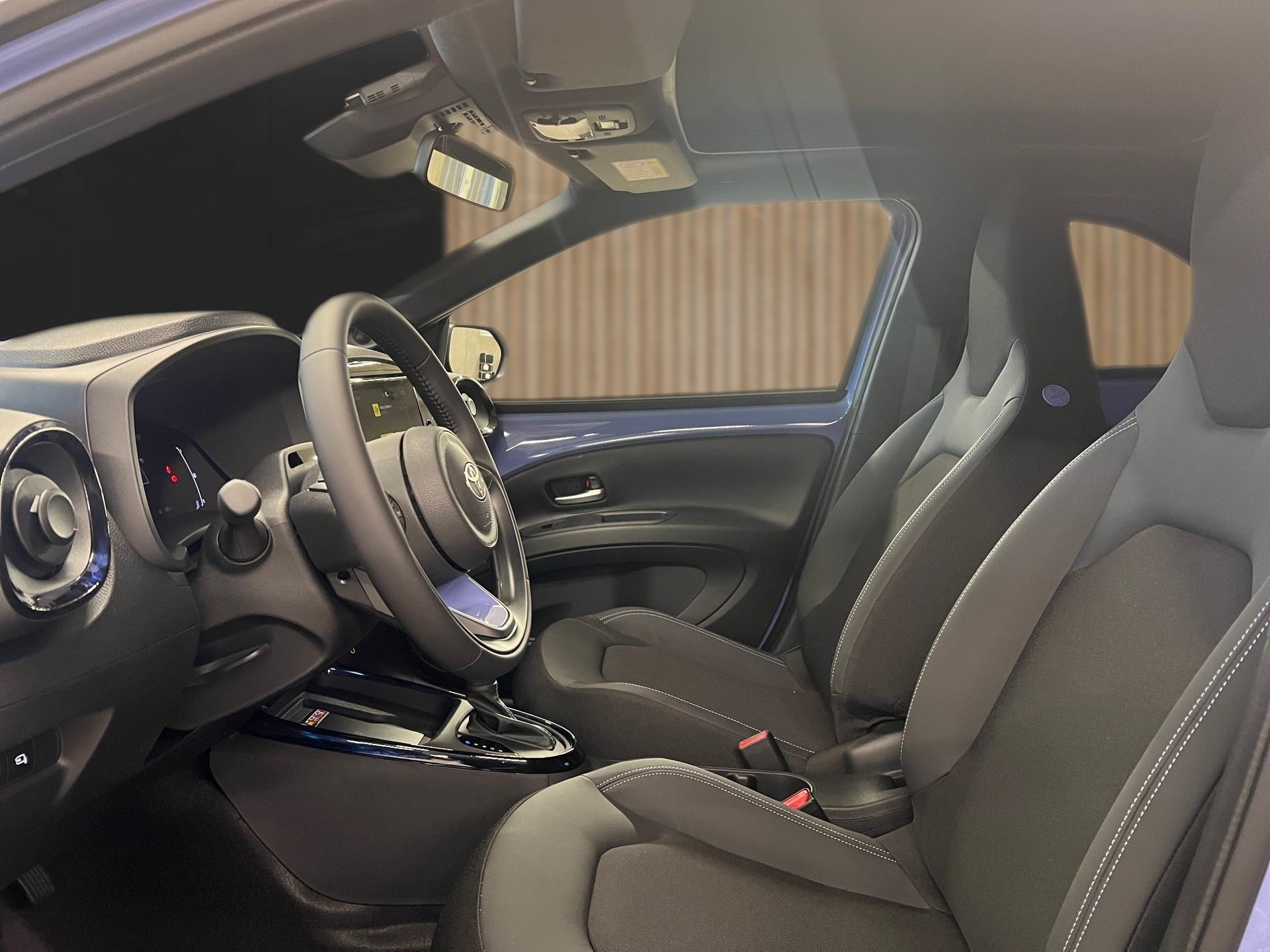 TOYOTA Aygo X 1.5 VVT-i HSD Style-image-10