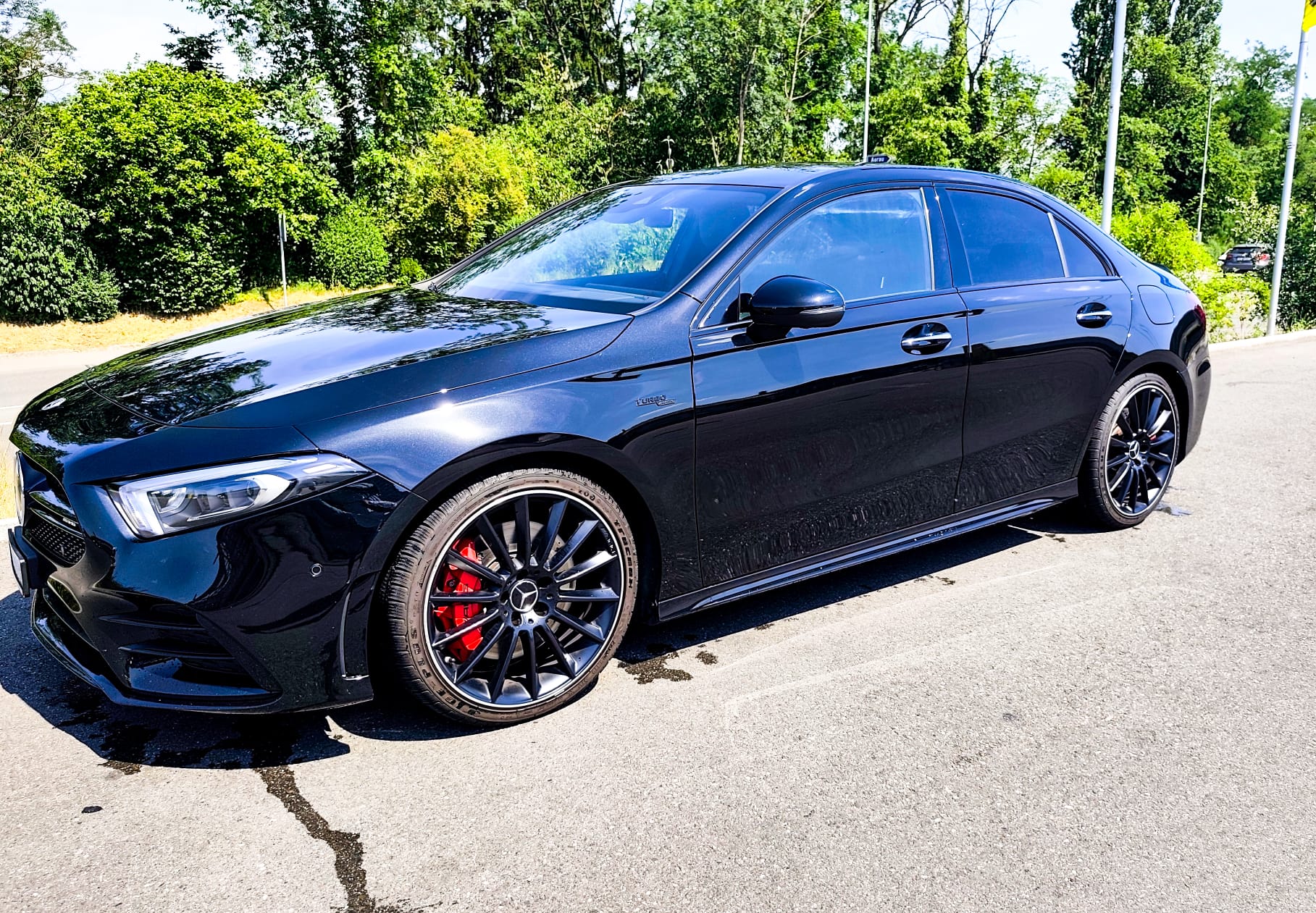 MERCEDES-BENZ A 35 AMG 4matic-image-6