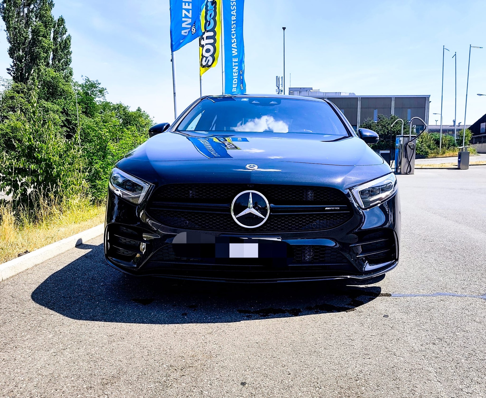 MERCEDES-BENZ A 35 AMG 4matic-image-5