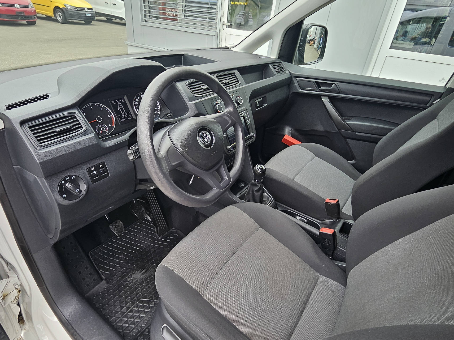 VW Caddy Maxi Kaw. 2.0 TDI 122 BMT 4motion-image-18