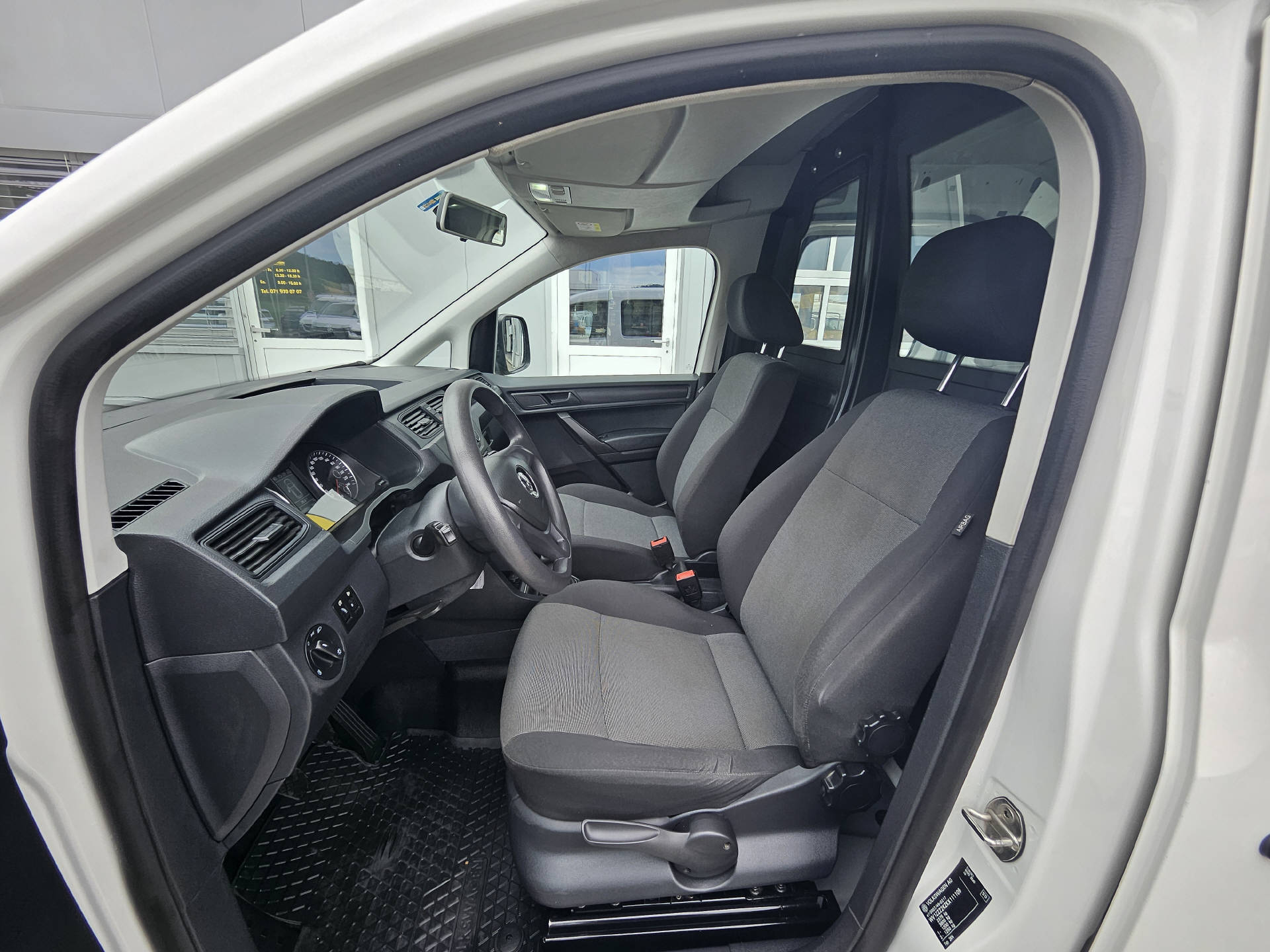 VW Caddy Maxi Kaw. 2.0 TDI 122 BMT 4motion-image-17