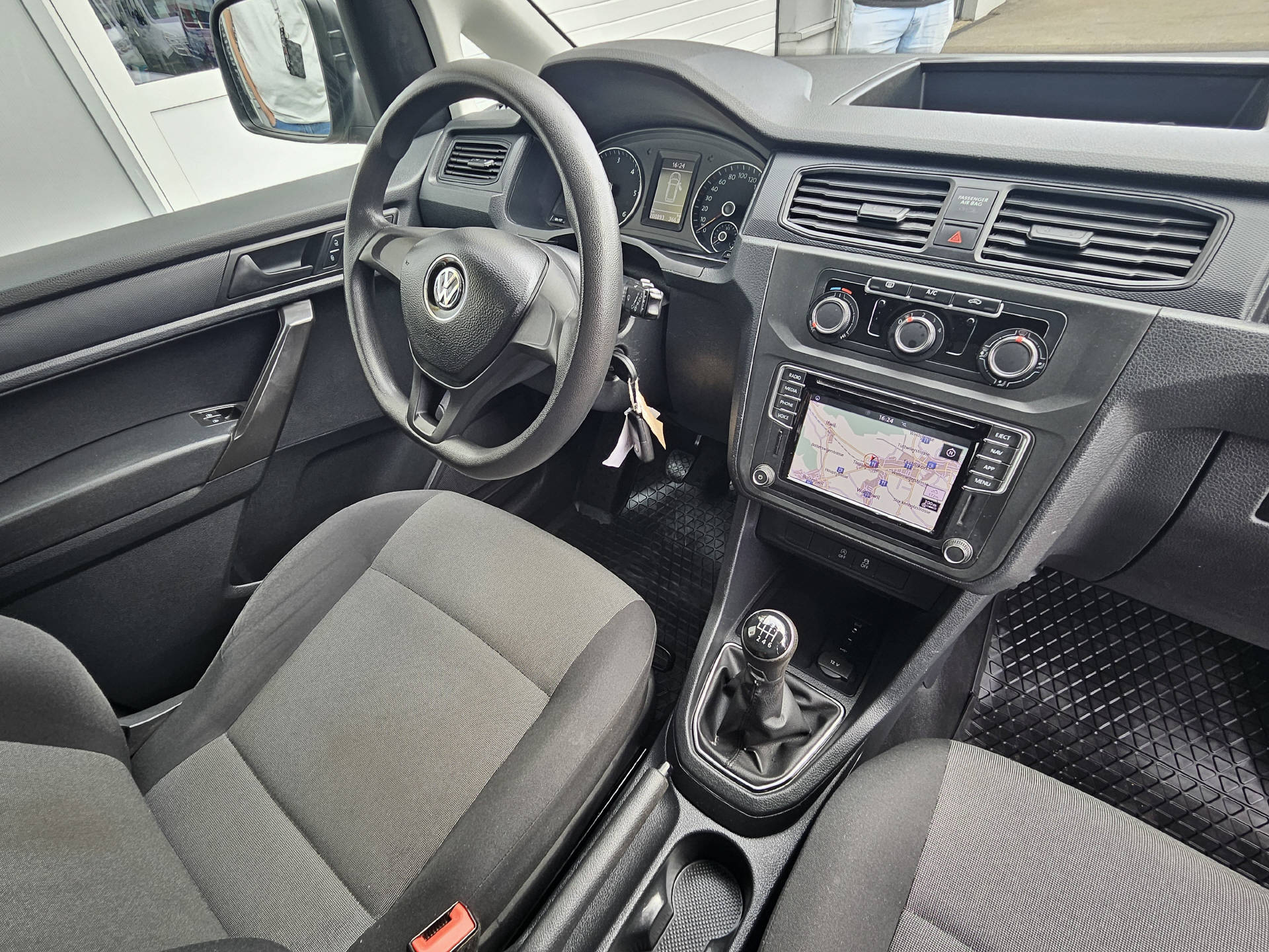VW Caddy Maxi Kaw. 2.0 TDI 122 BMT 4motion-image-19