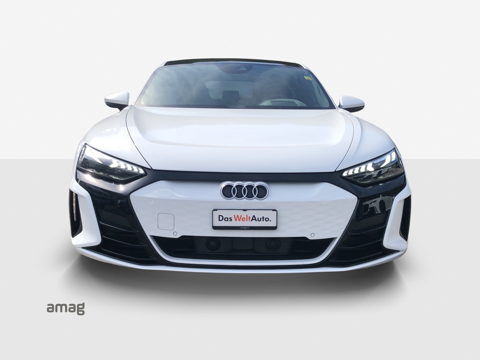 AUDI e-tron GT quattro-image-5